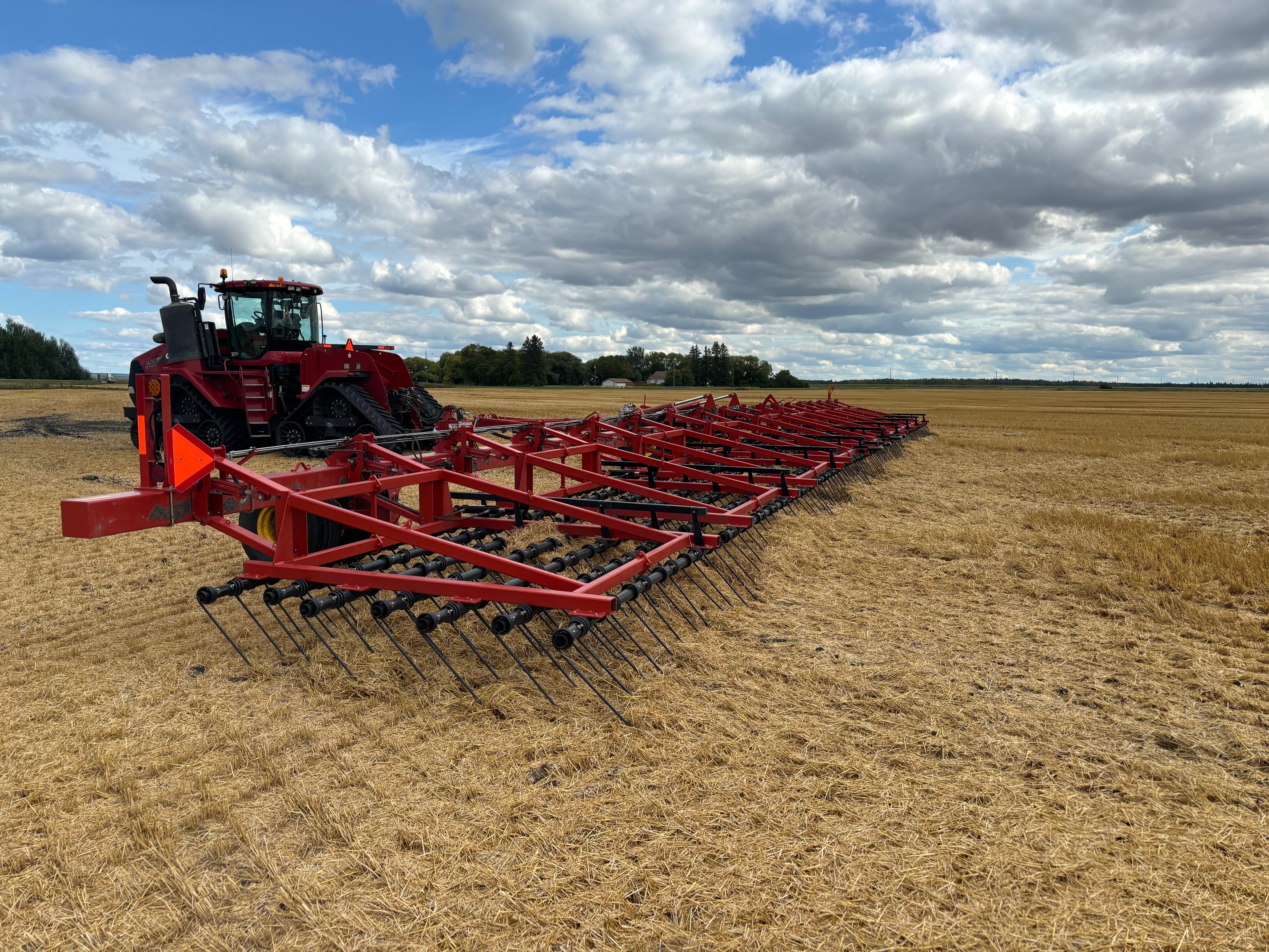 2018 Bourgault XR770-90 Tillage