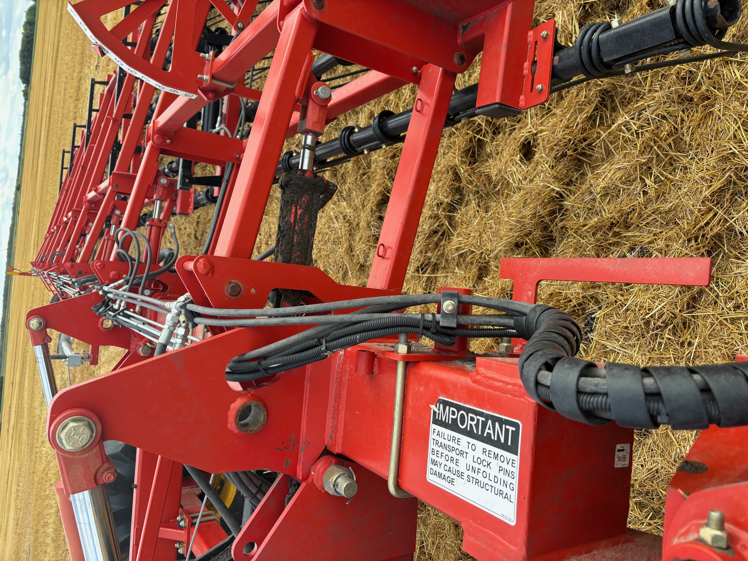 2018 Bourgault XR770-90 Tillage