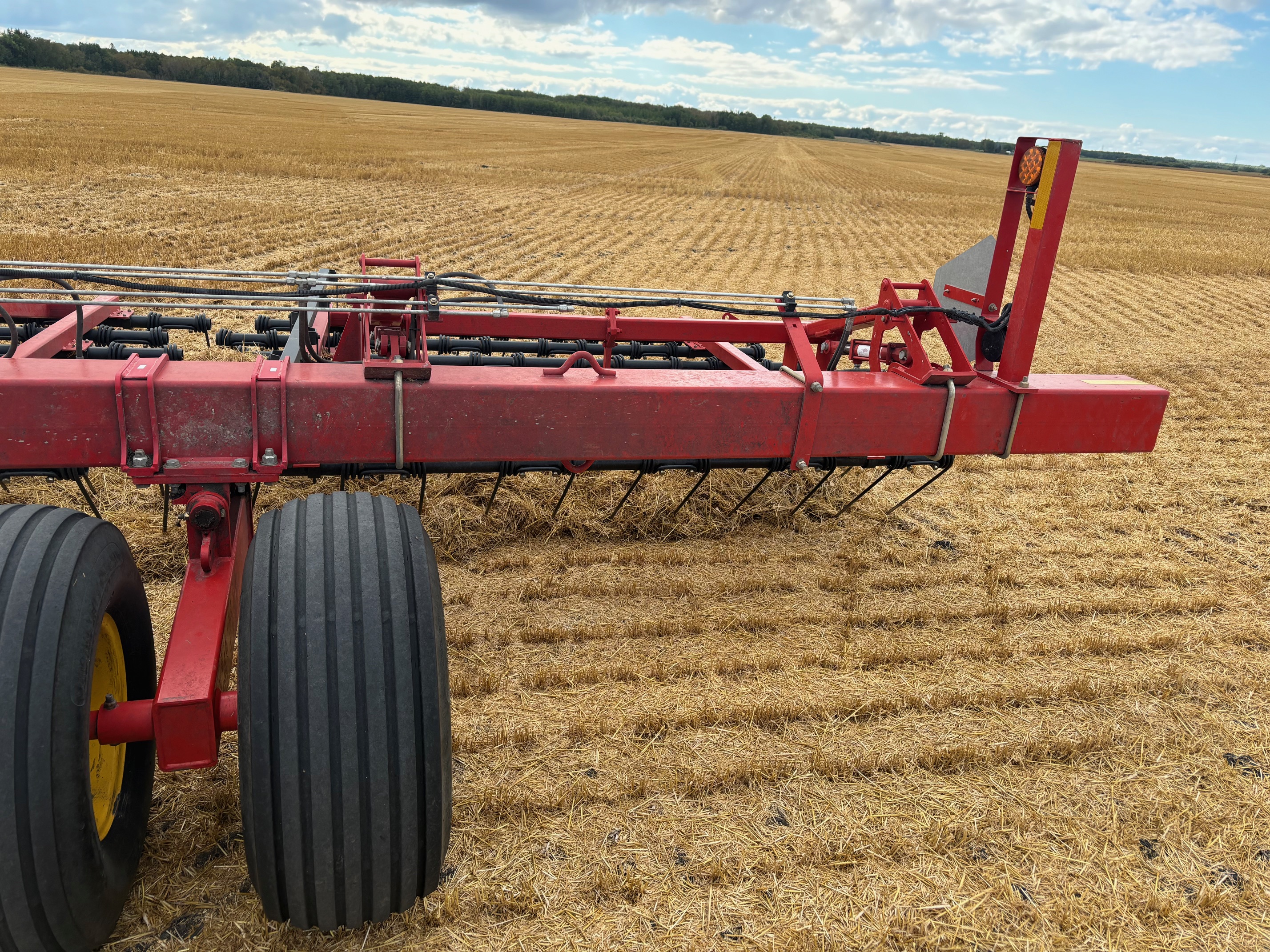 2018 Bourgault XR770-90 Tillage