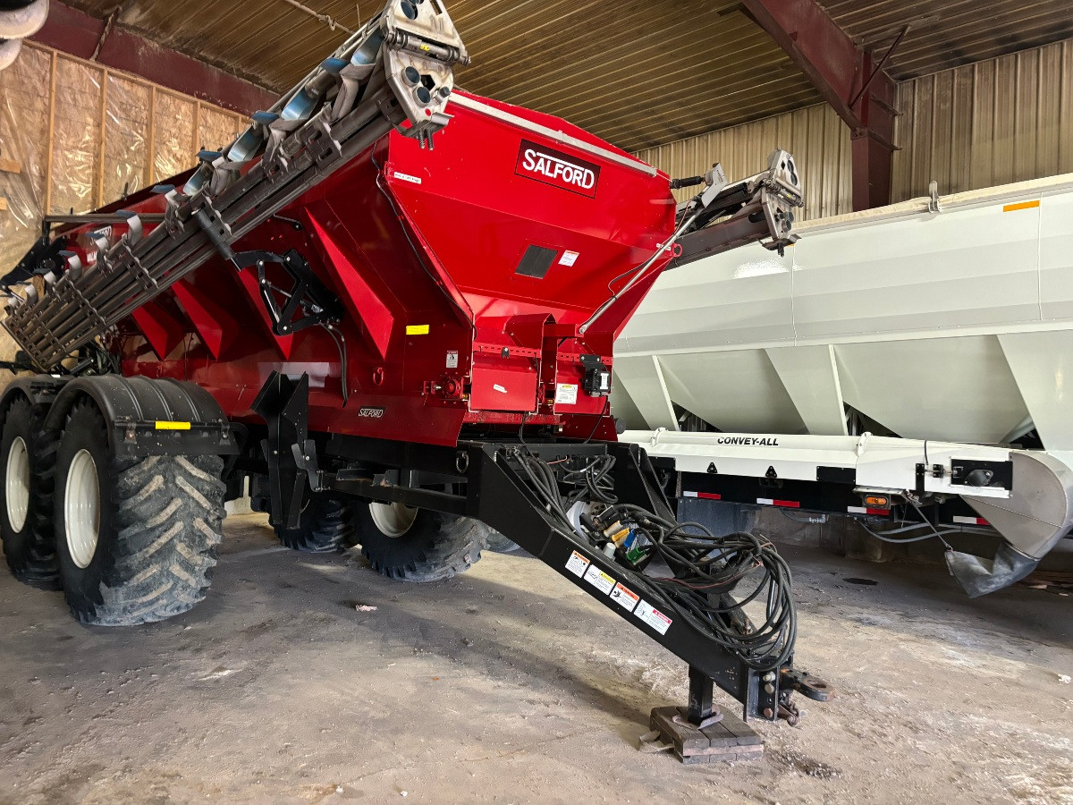 2018 Salford 9620 Spreader