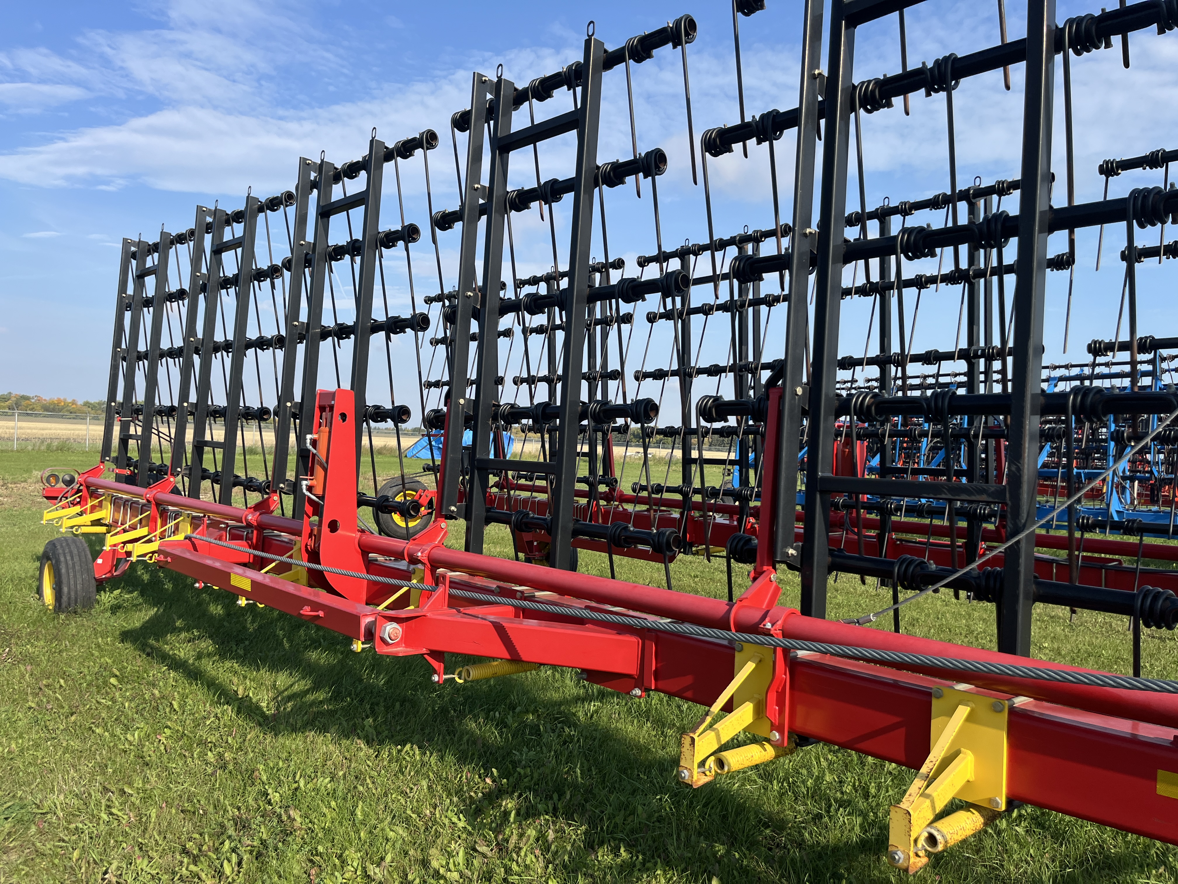 2017 Bourgault 7200 Harrow Heavy