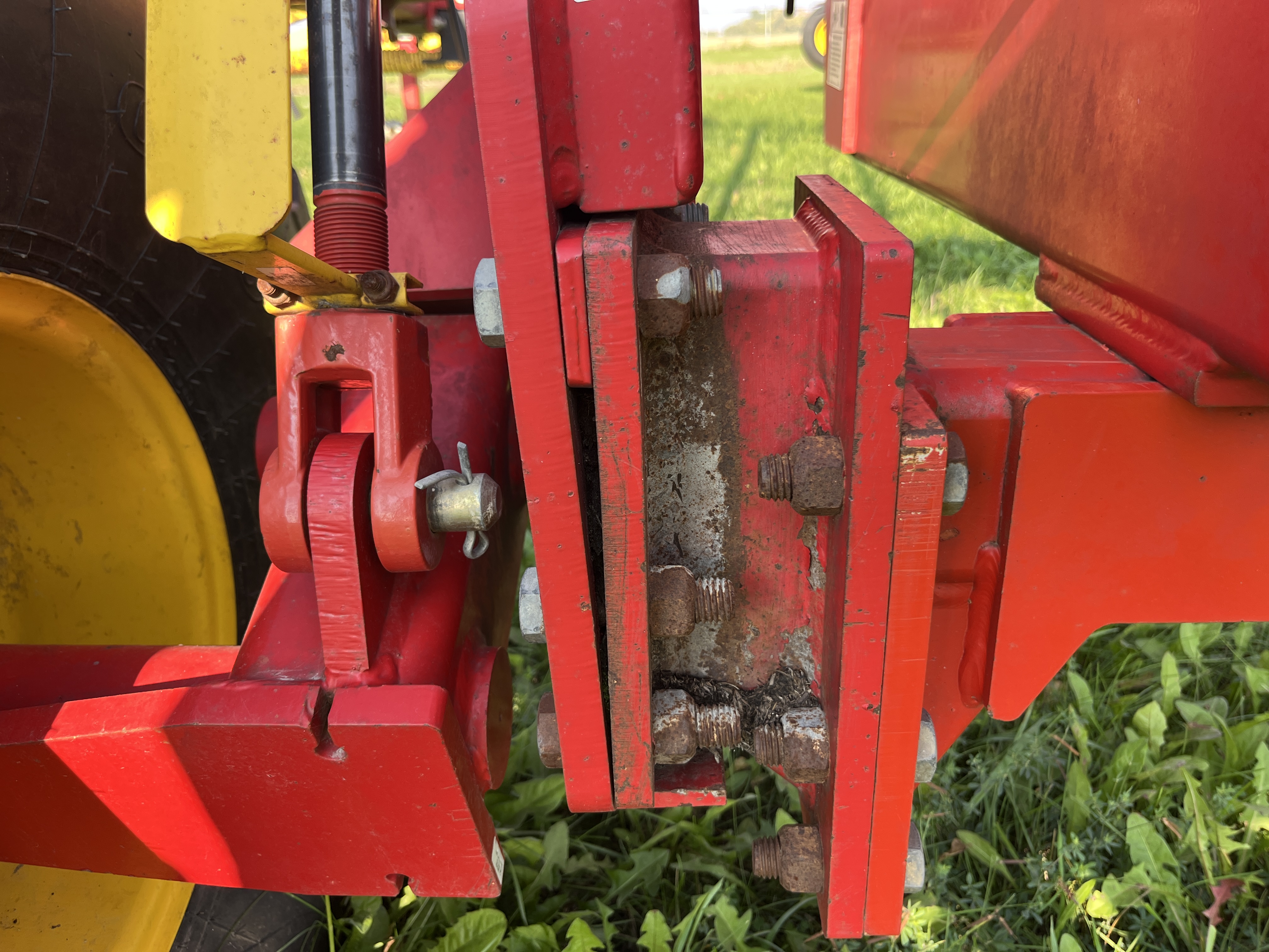 2017 Bourgault 7200 Harrow Heavy
