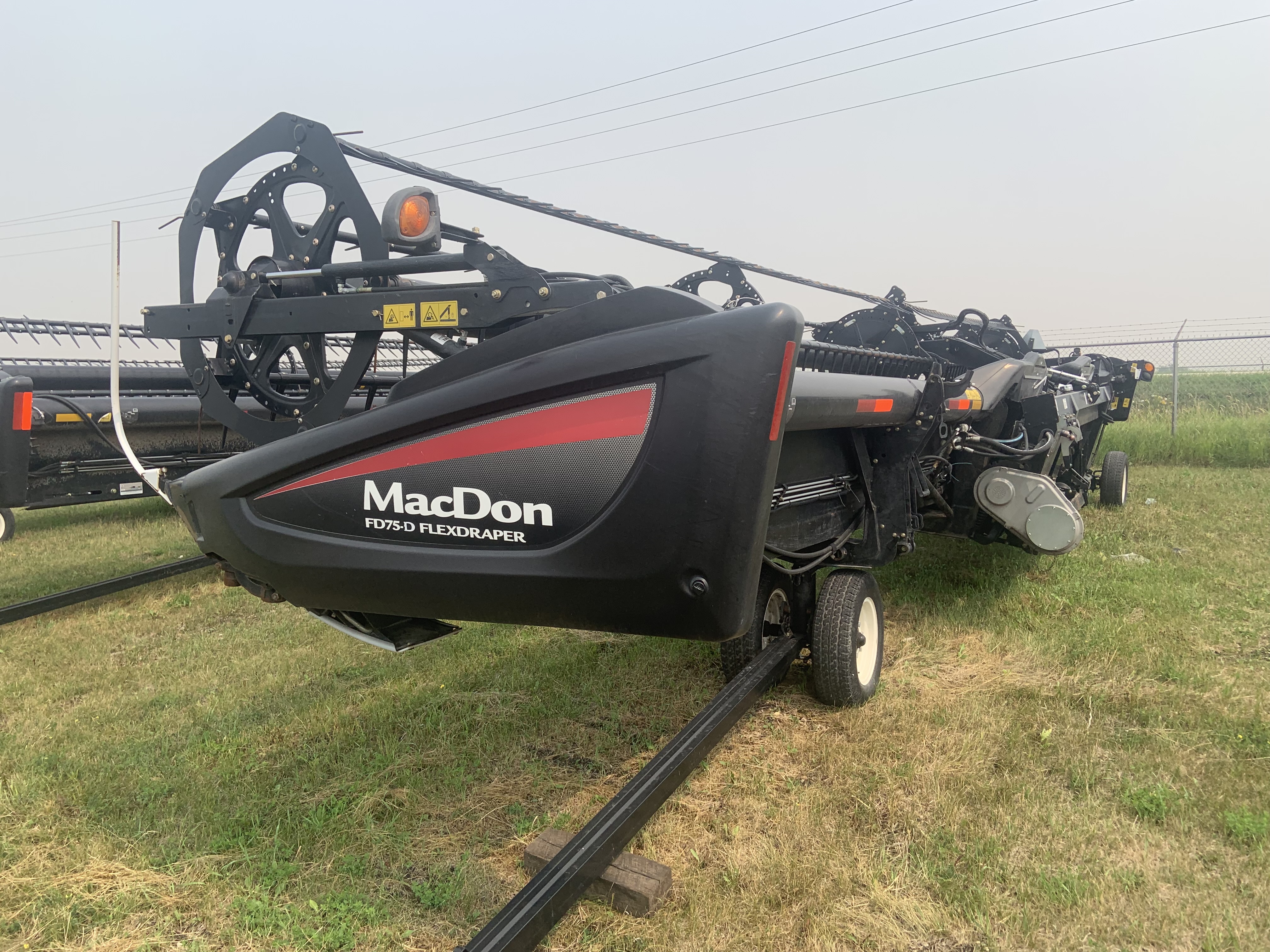 2013 MacDon FD75 Header Combine
