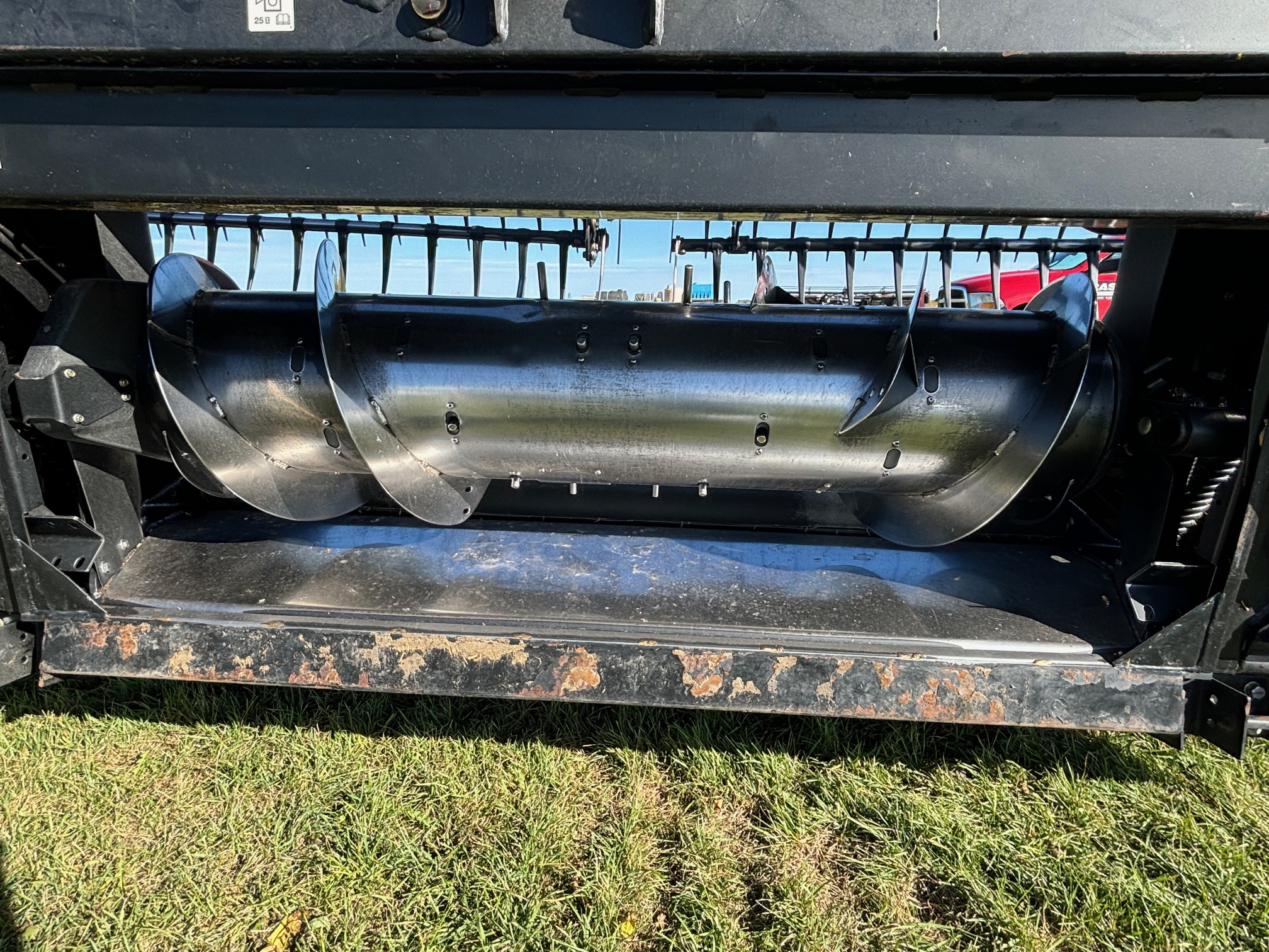 2013 MacDon FD75 Header Combine