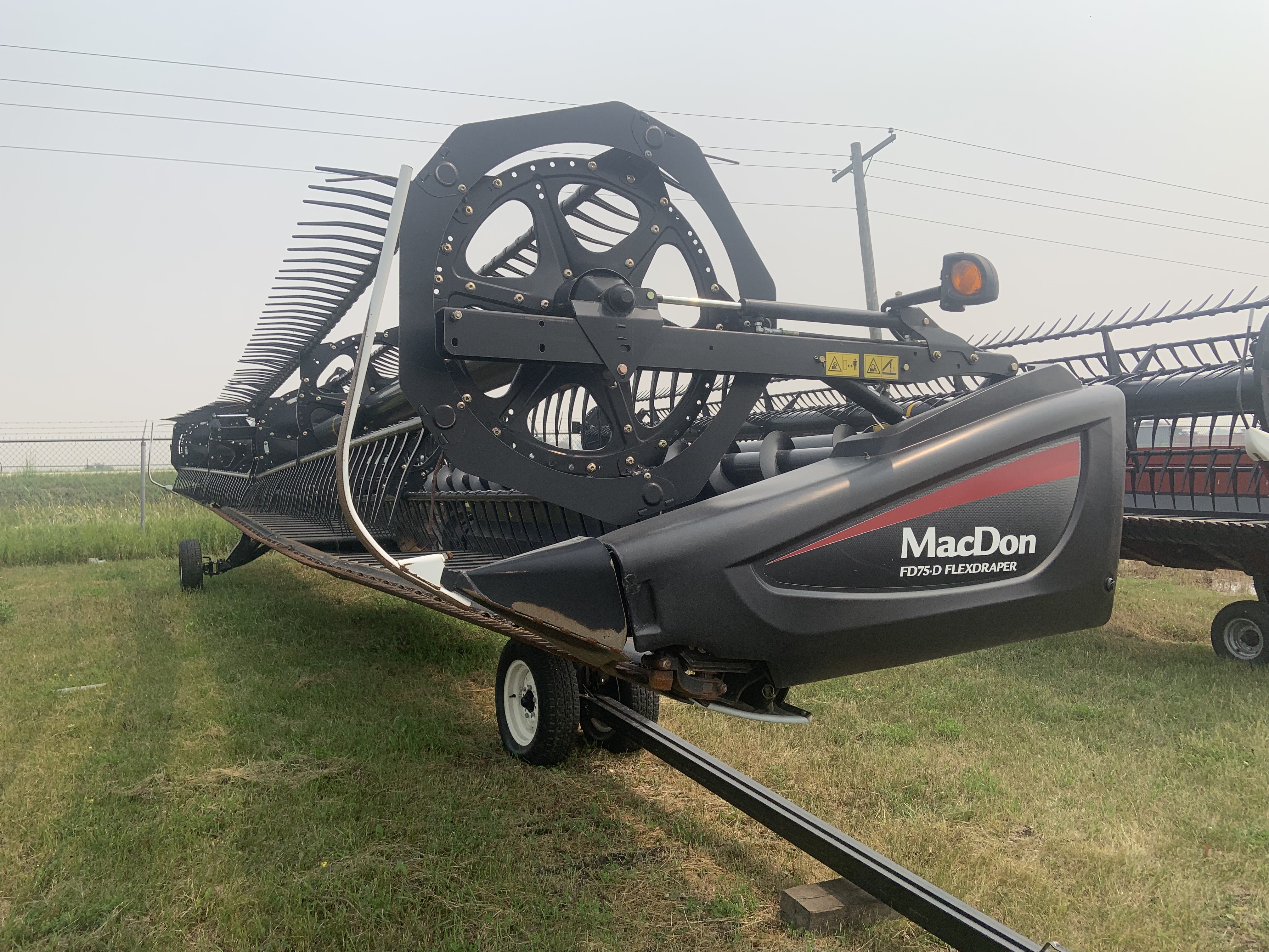 2013 MacDon FD75 Header Combine