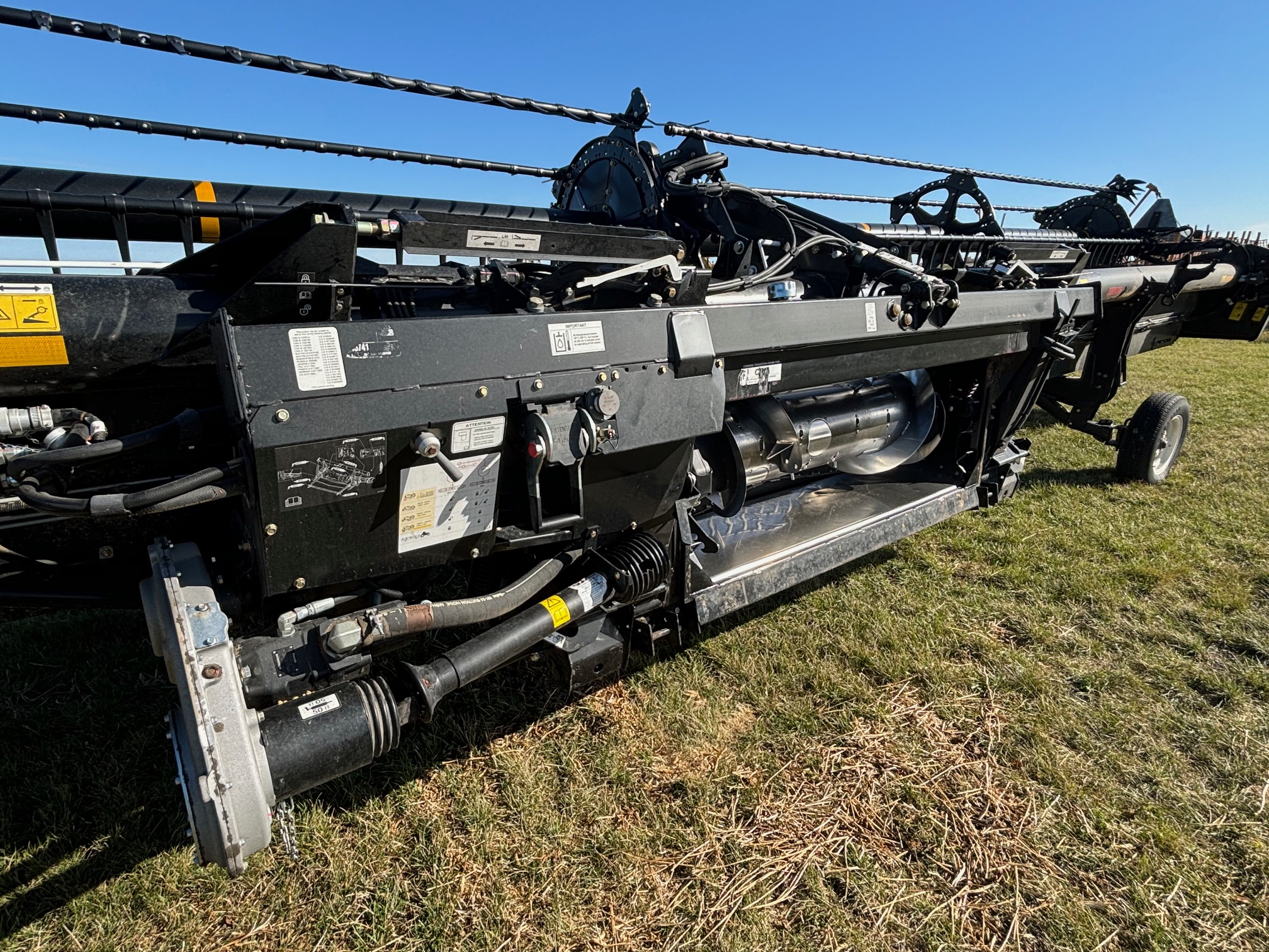 2016 MacDon FD75 Header Combine