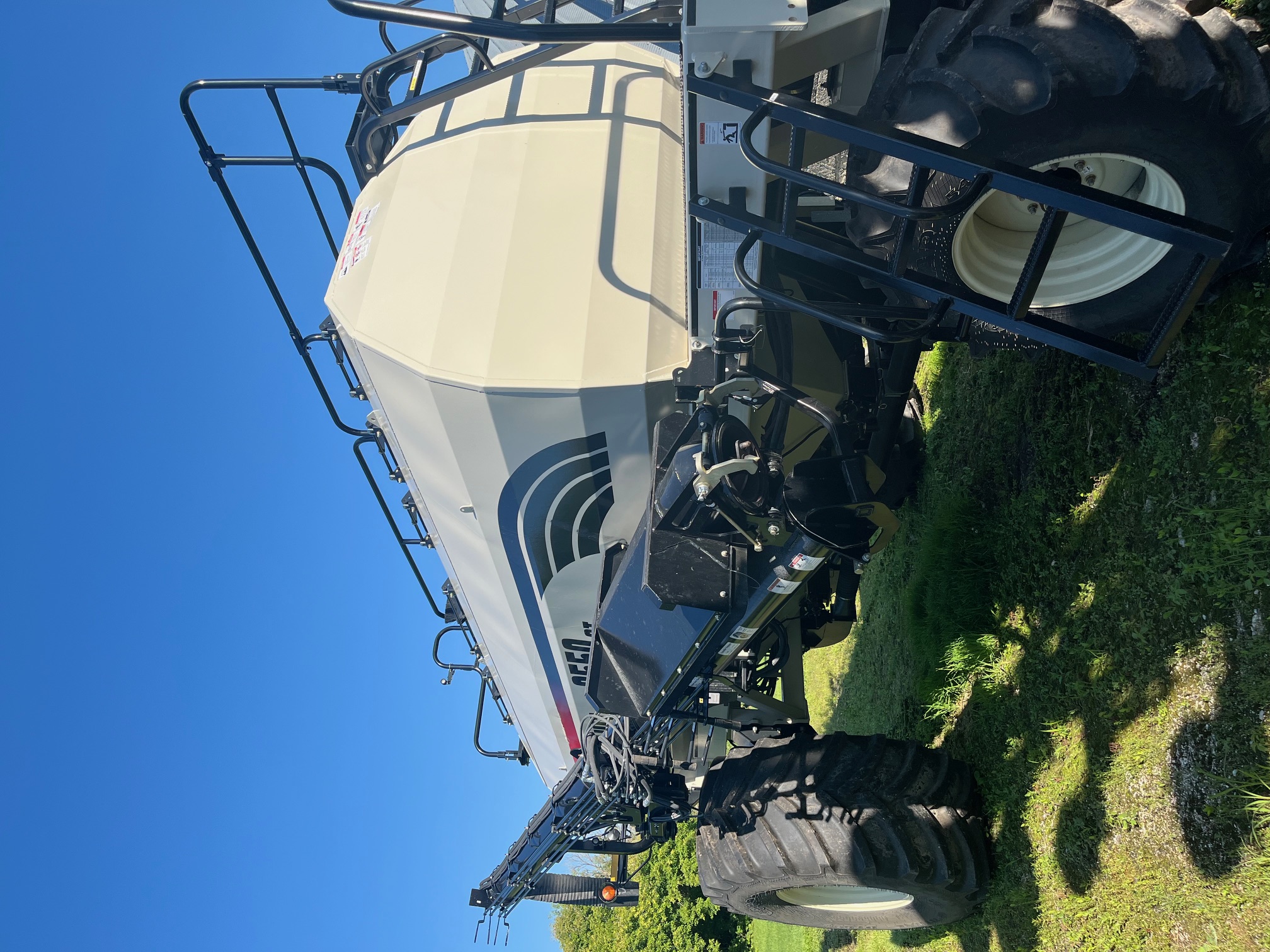 2019 Bourgault 3320-50 PDH Drill Air Seeder