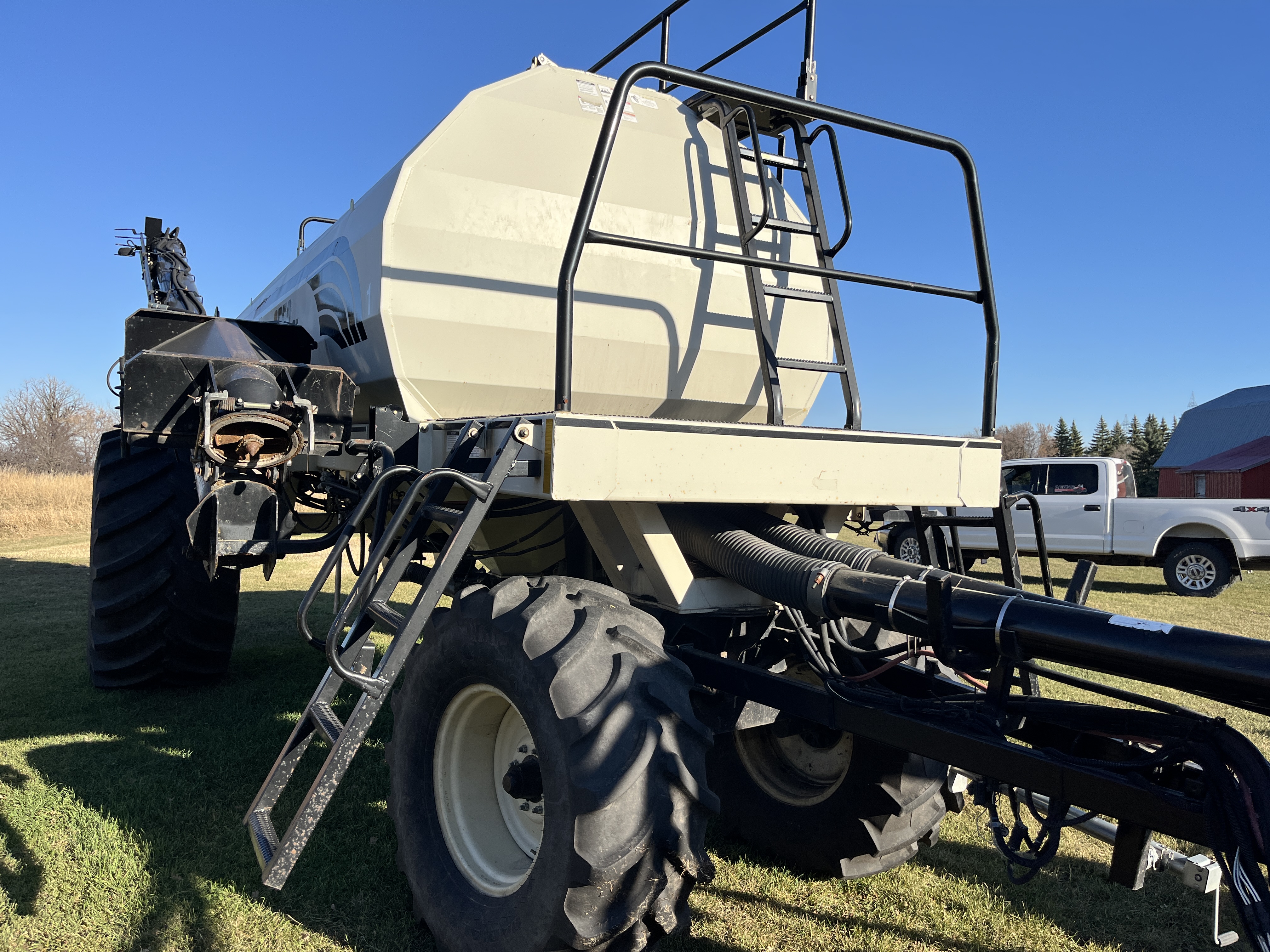 2003 Bourgault 5710 Air Drill