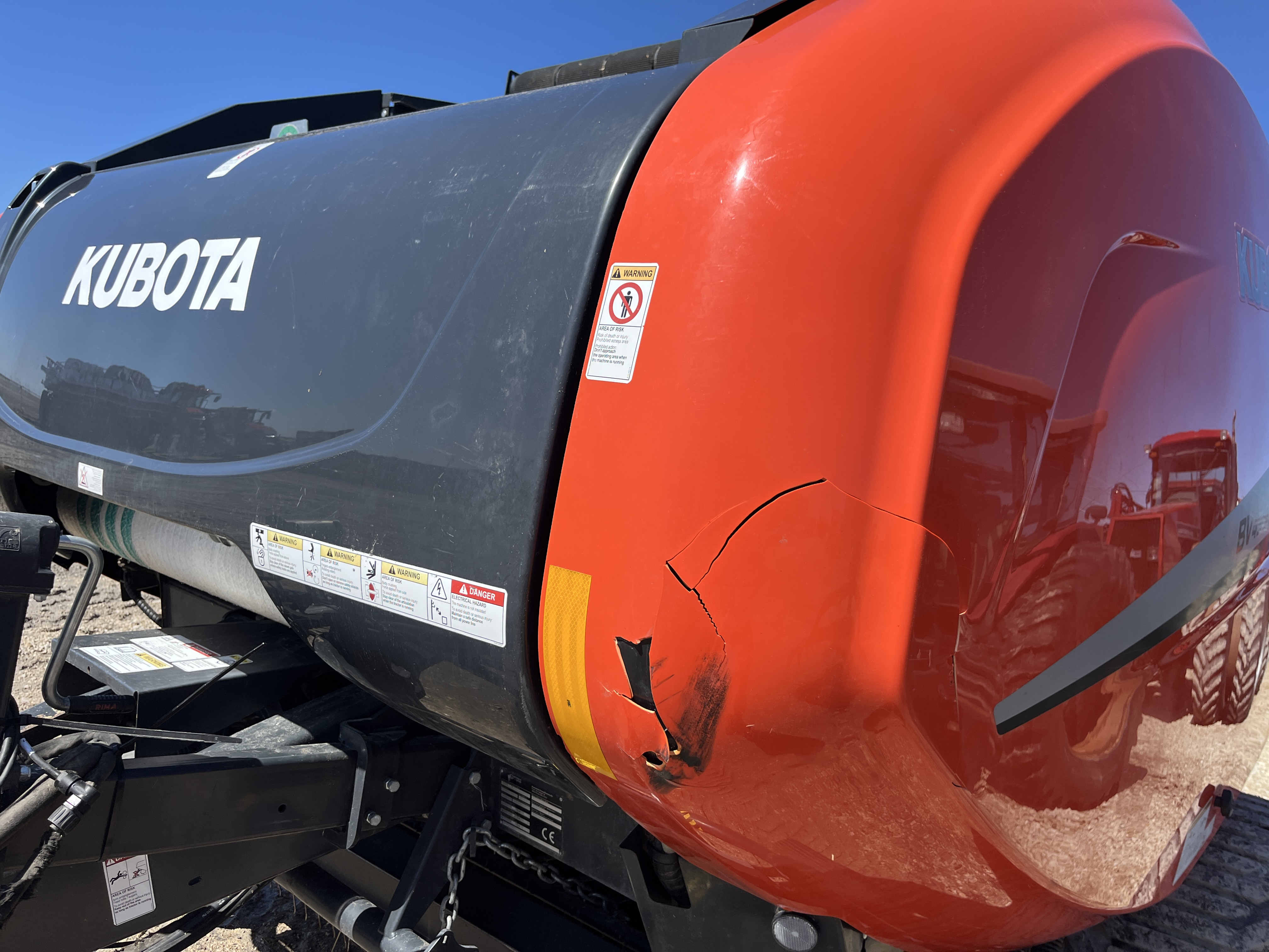 2017 Kubota BV4580 Baler/Round