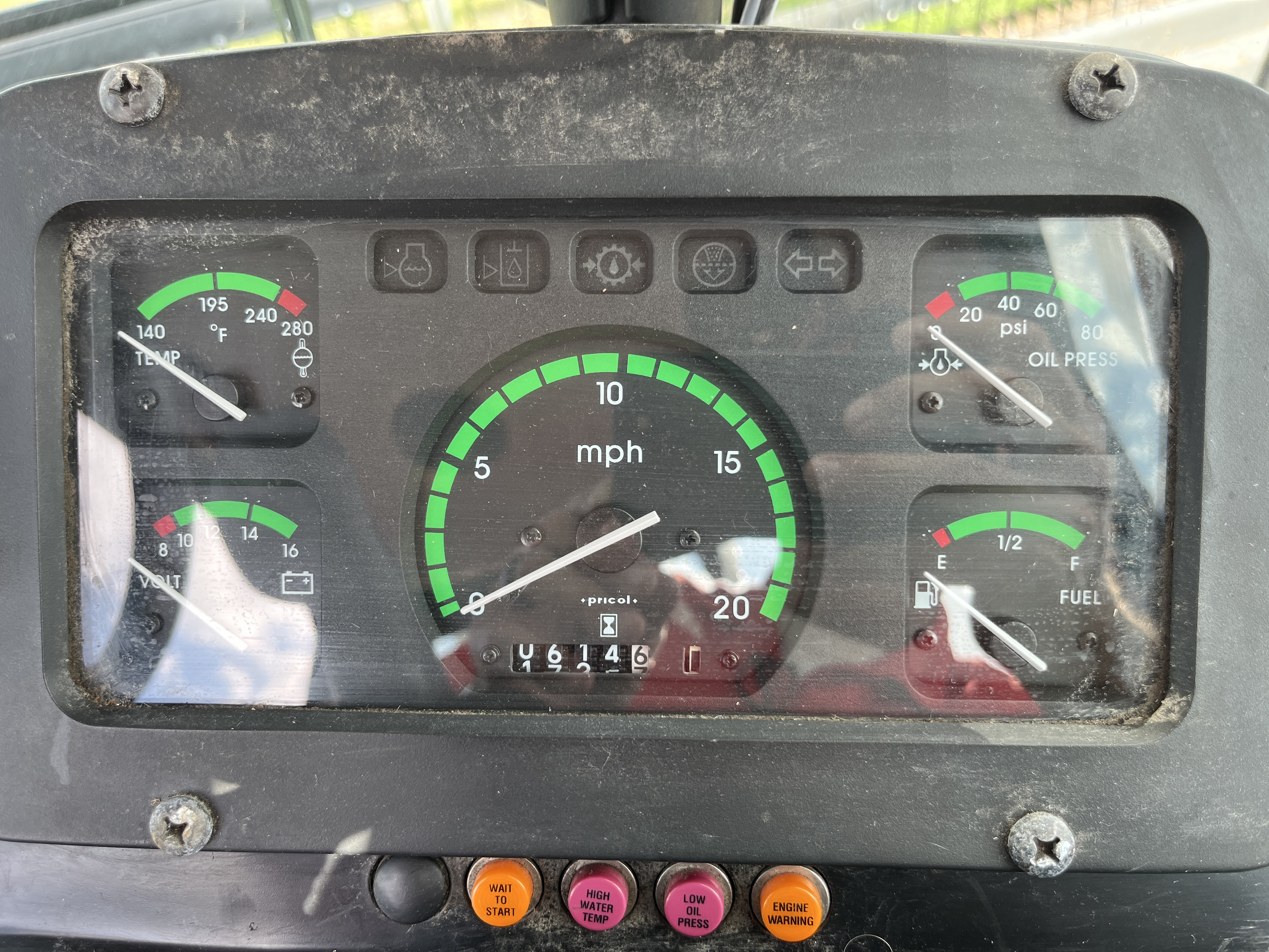 2011 Massey Ferguson 9430 Windrower