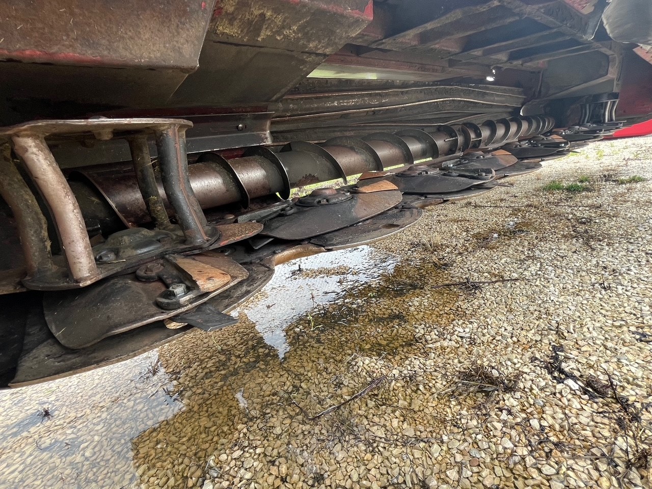 2012 MacDon R85 Mower Conditioner