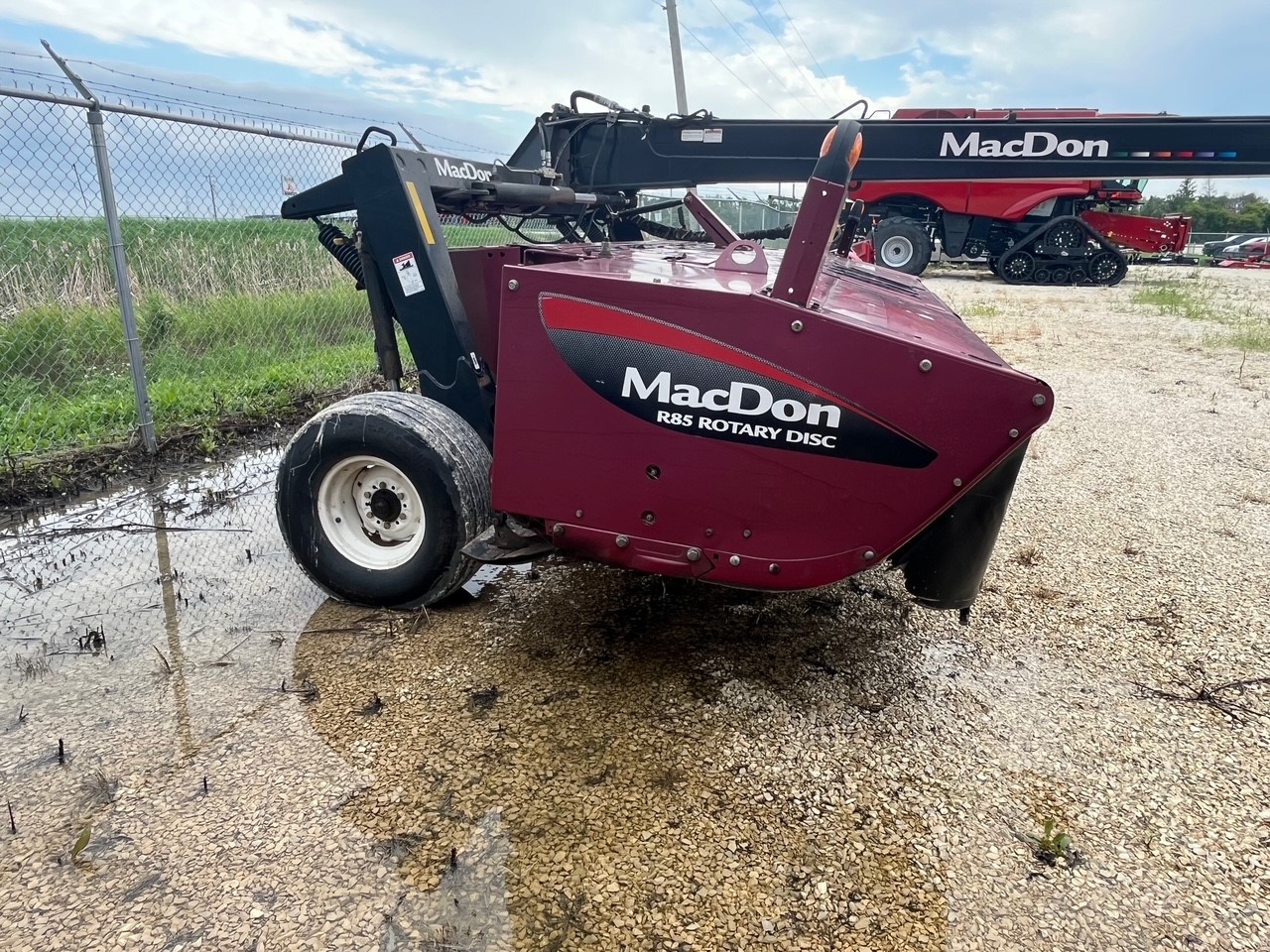 2012 MacDon R85 Mower Conditioner