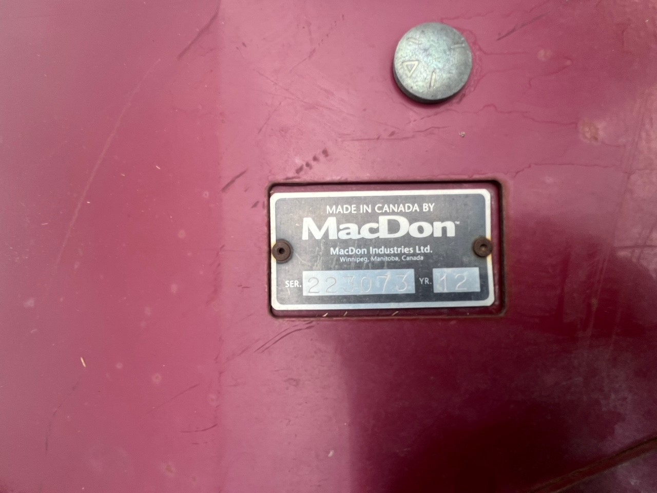 2012 MacDon R85 Mower Conditioner