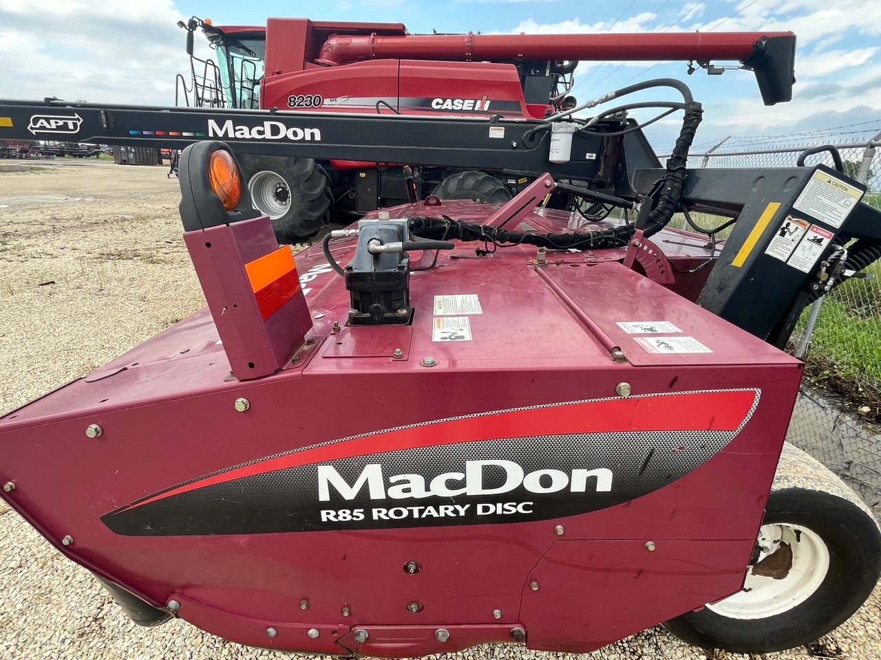 2012 MacDon R85 Mower Conditioner
