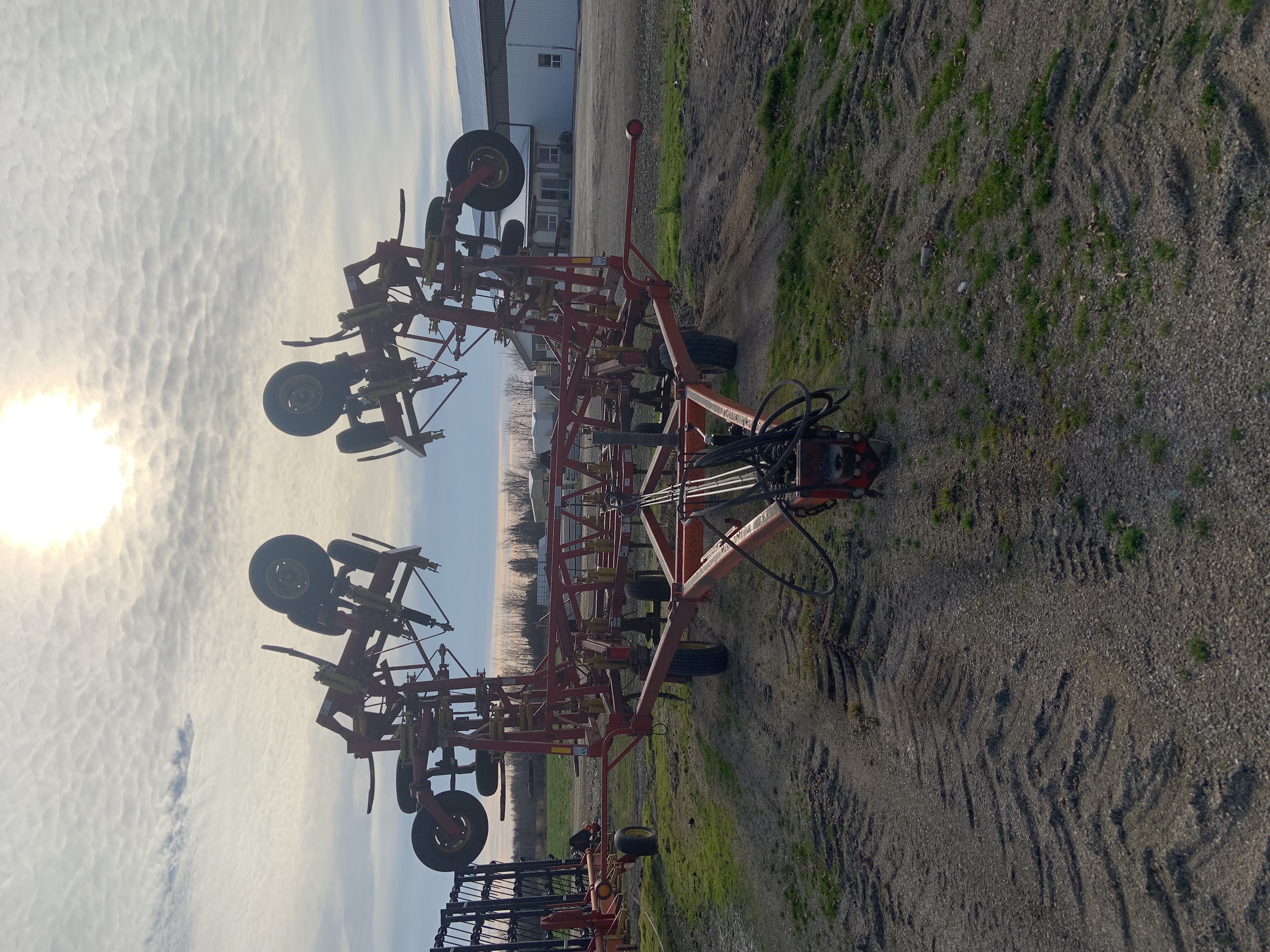 2006 Bourgault 9400 Chisel Plow
