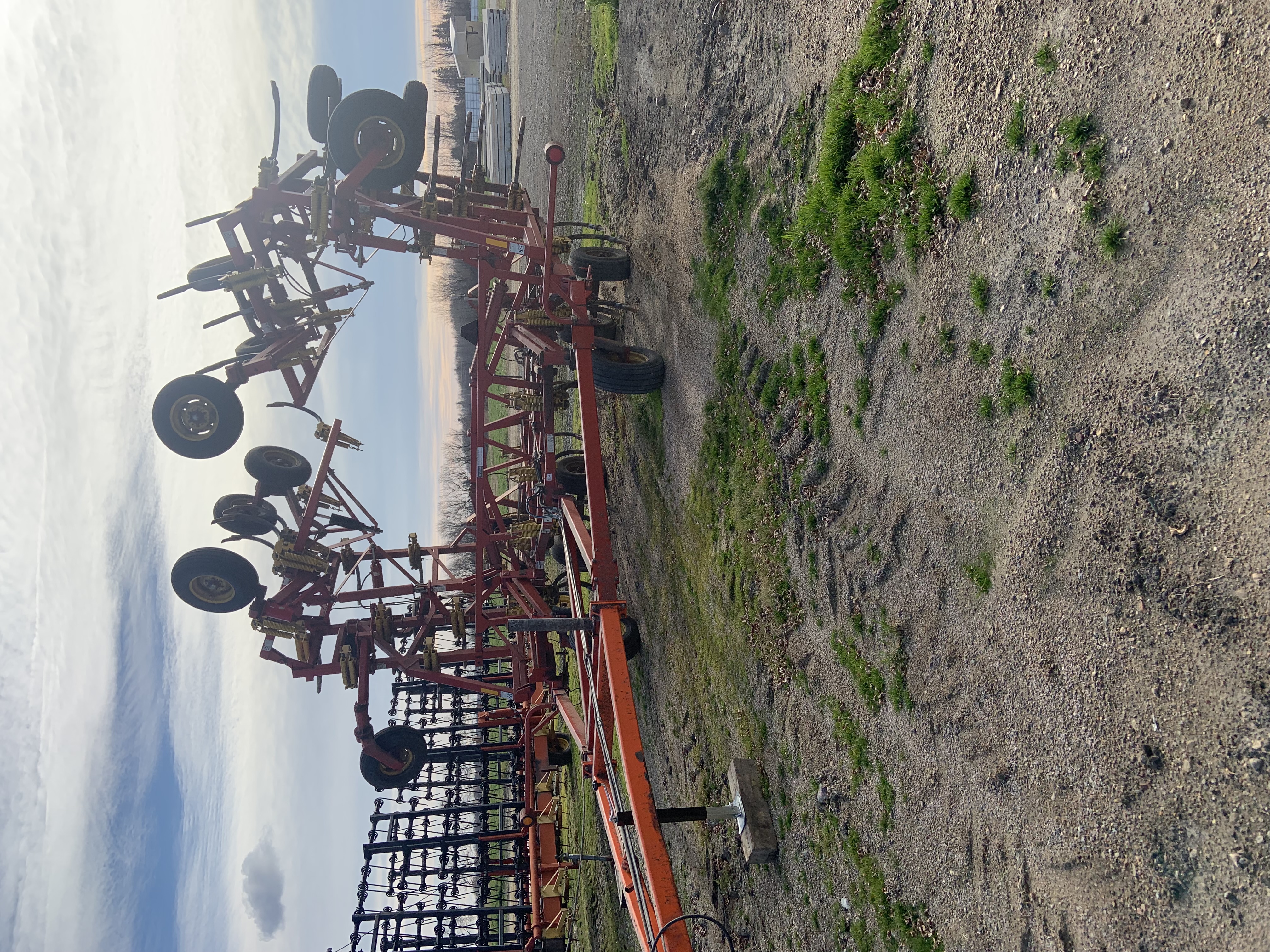 2006 Bourgault 9400 Chisel Plow