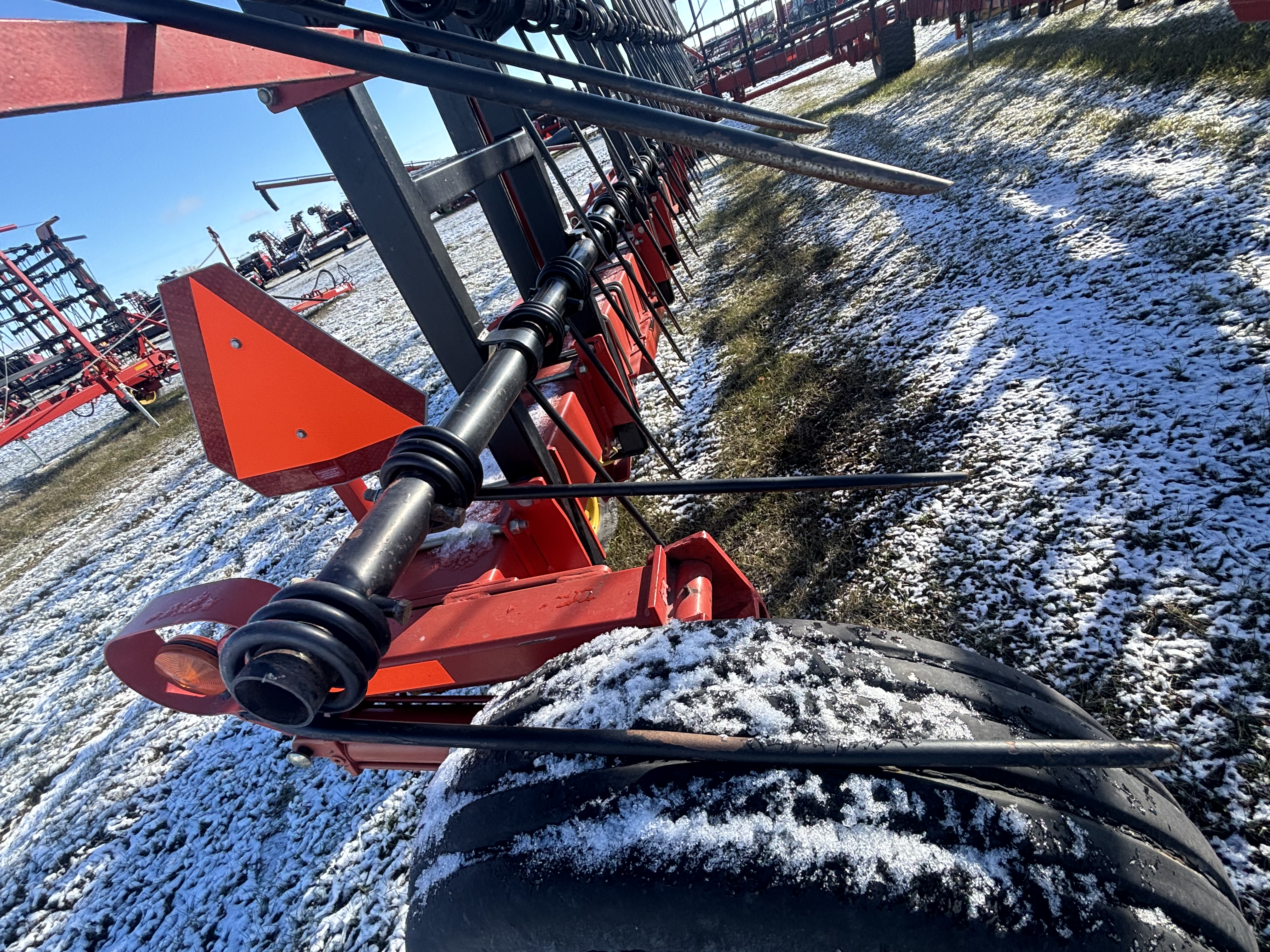 2013 Bourgault 7200 Harrow Heavy