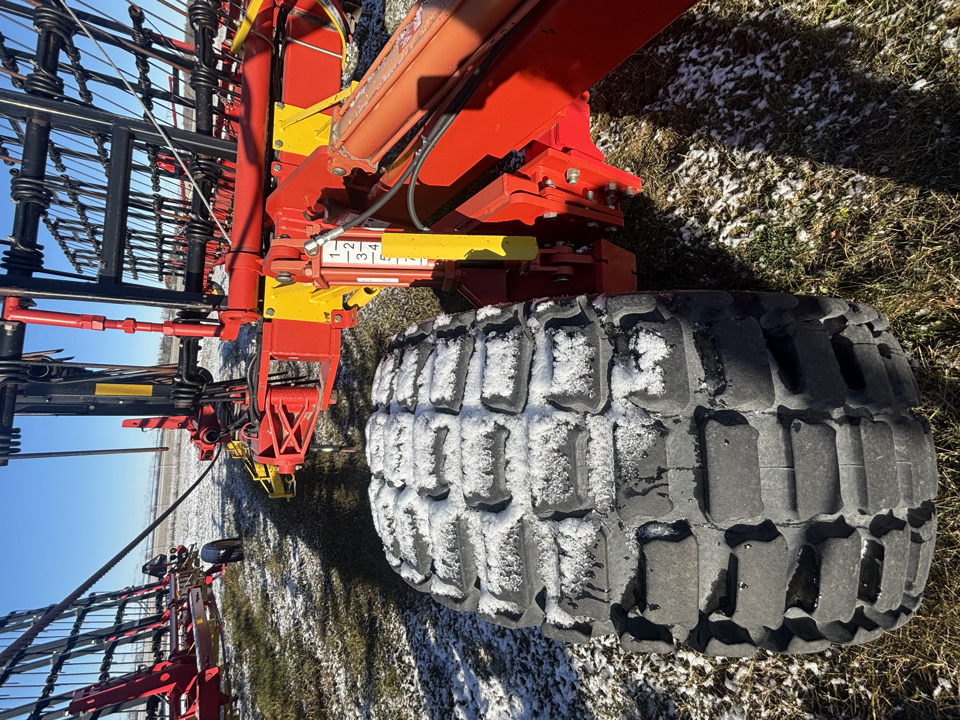 2013 Bourgault 7200 Harrow Heavy