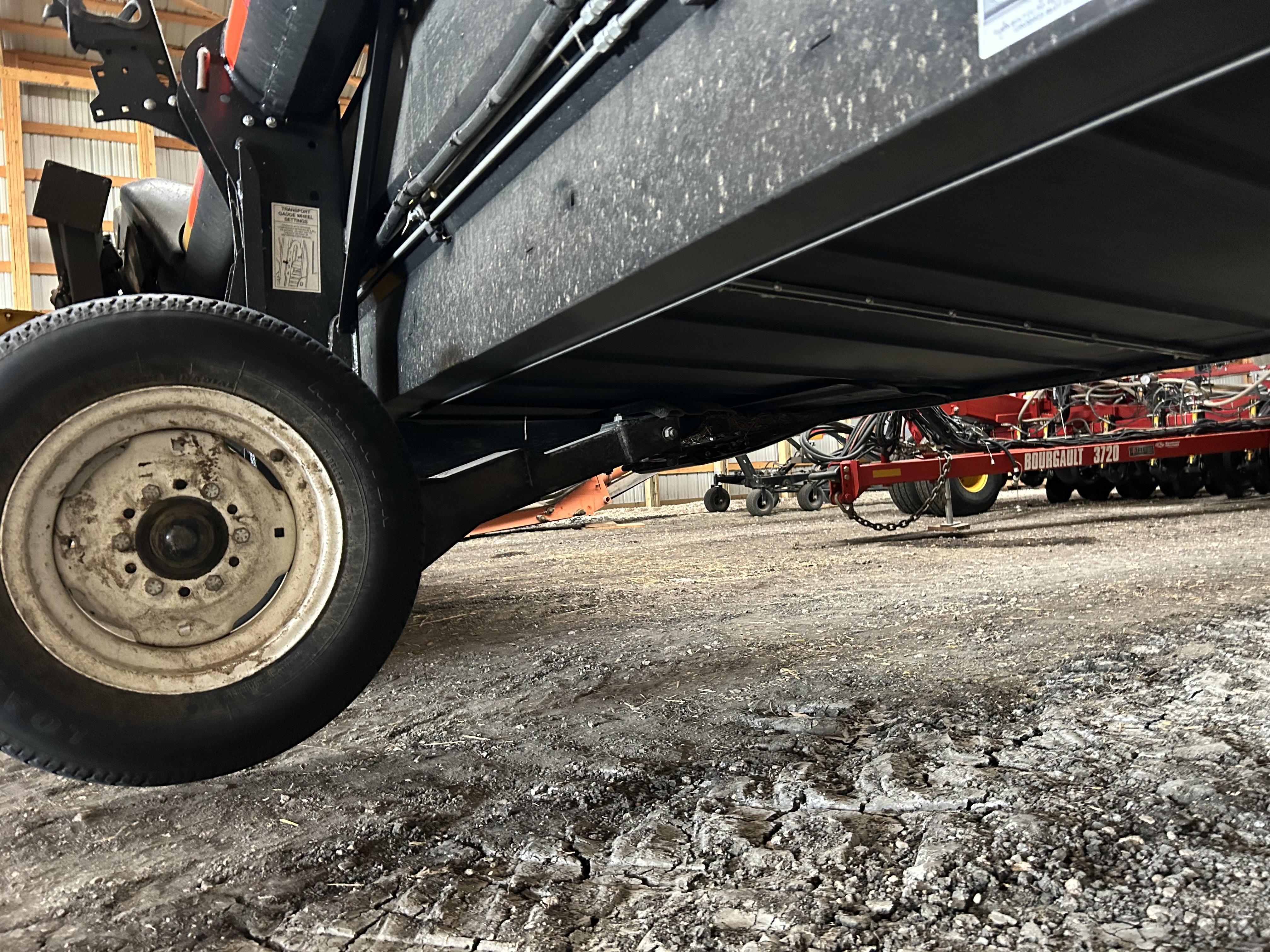 2018 MacDon FD140 Header Combine