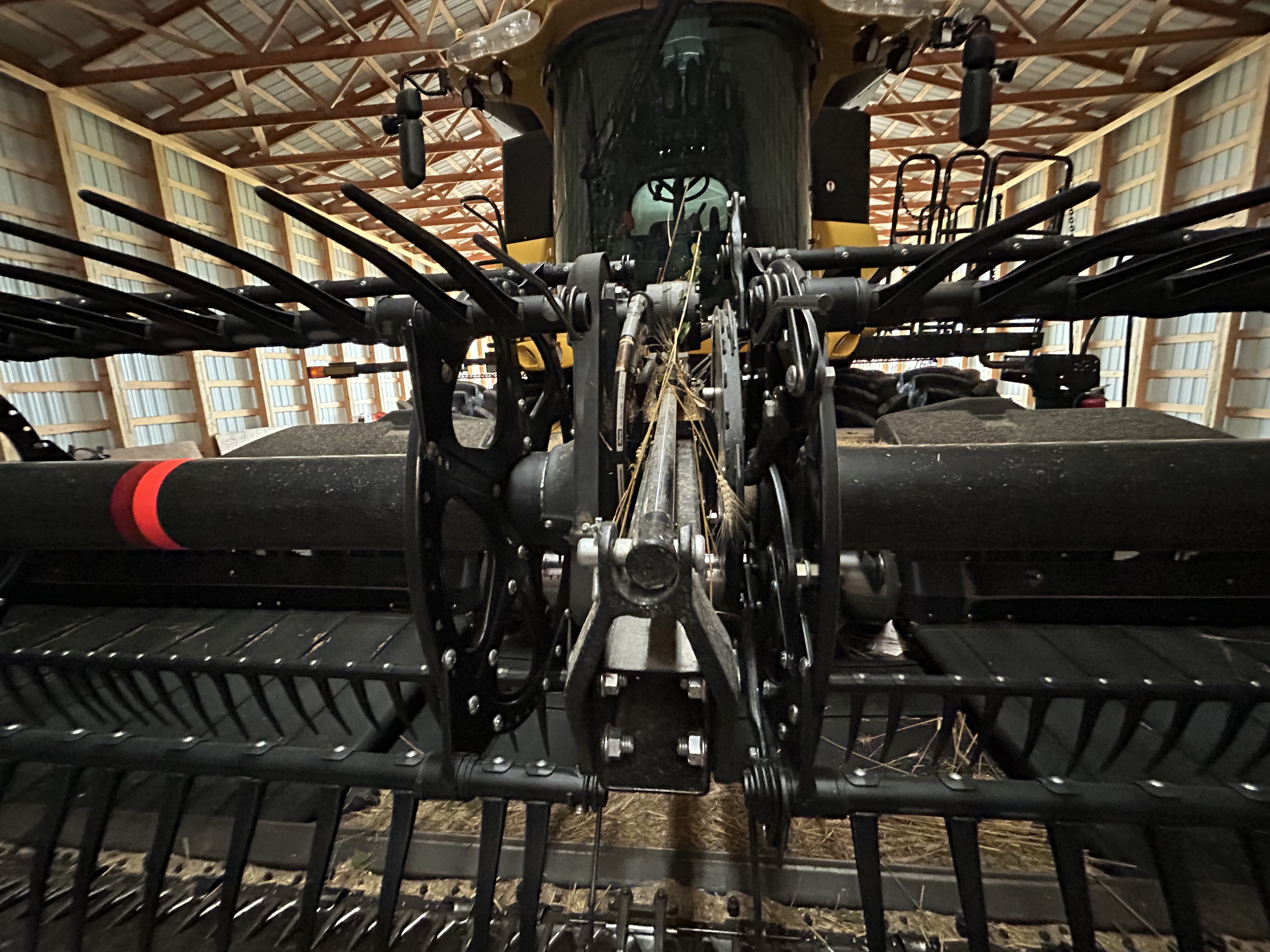 2018 MacDon FD140 Header Combine