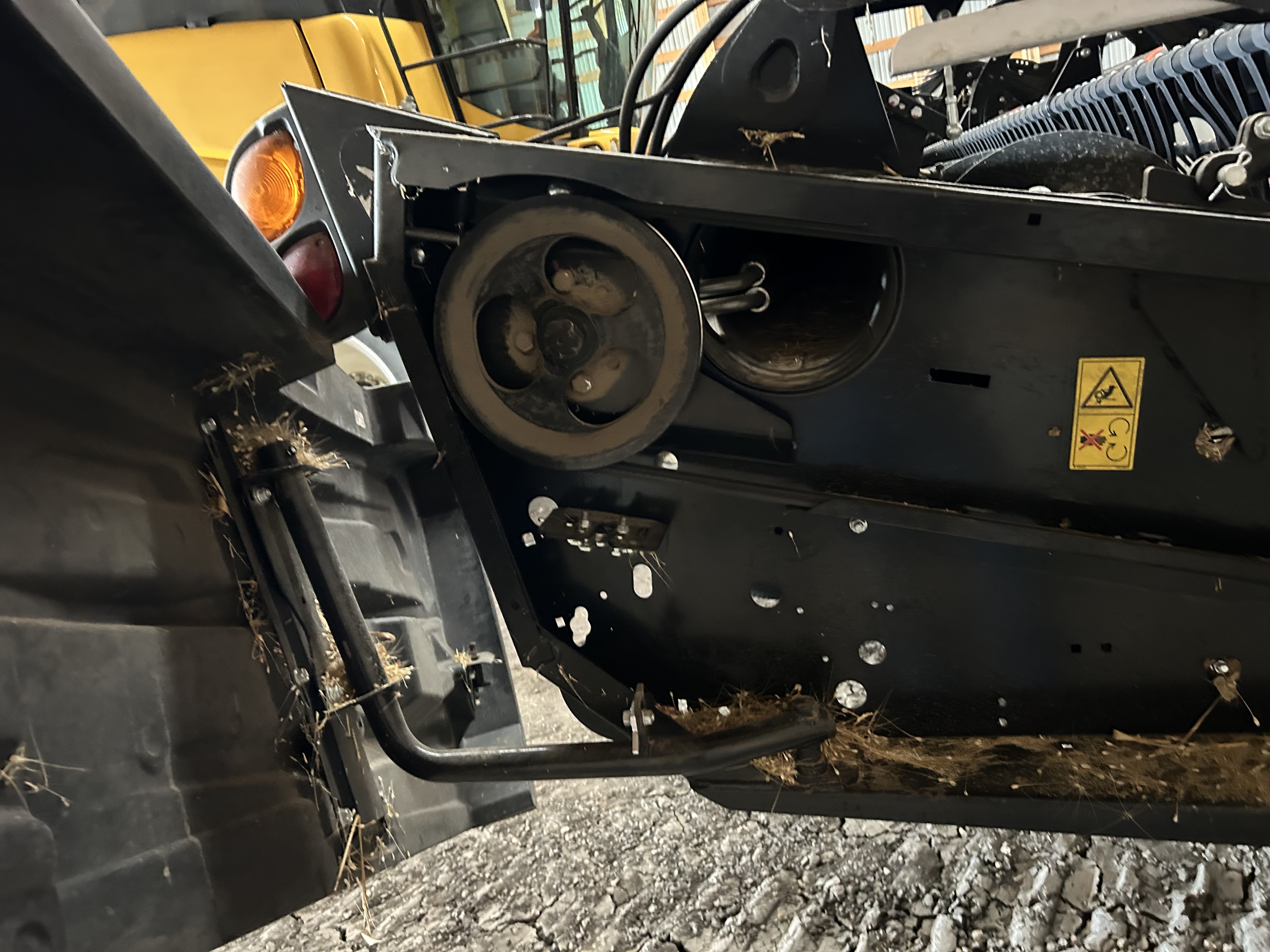 2018 MacDon FD140 Header Combine