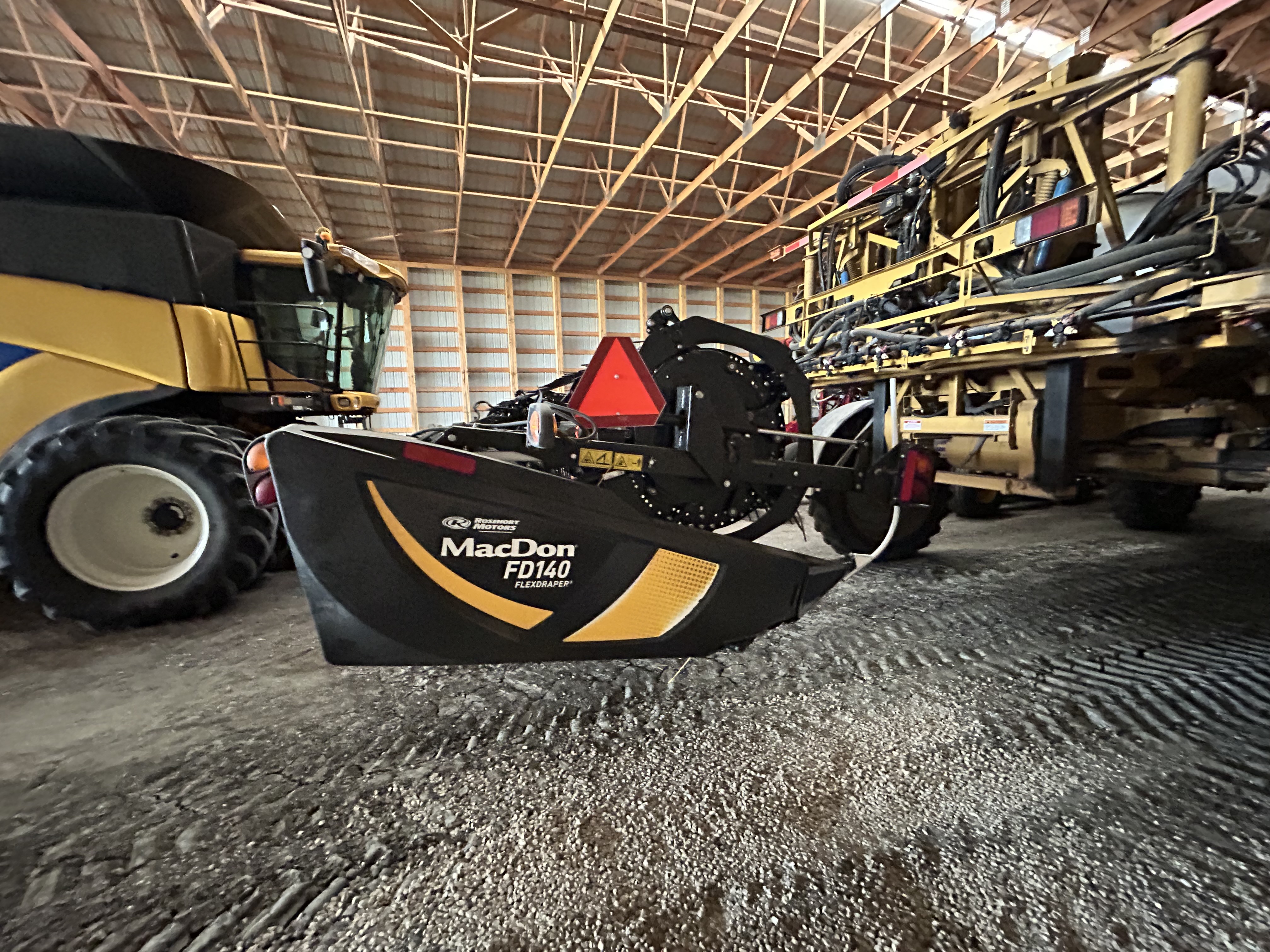 2018 MacDon FD140 Header Combine