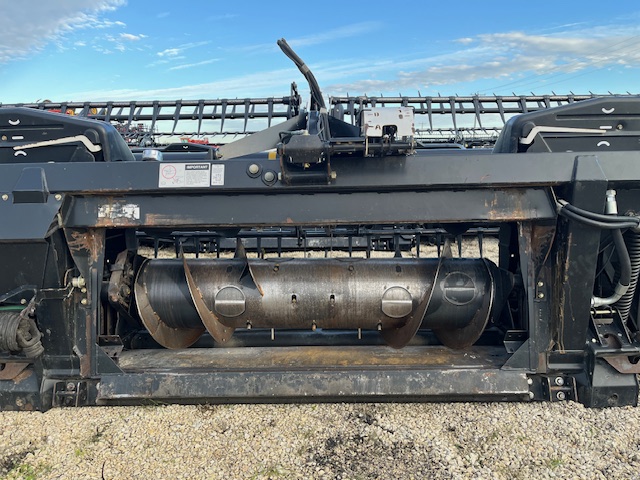 2011 Case IH 2162 Header Combine