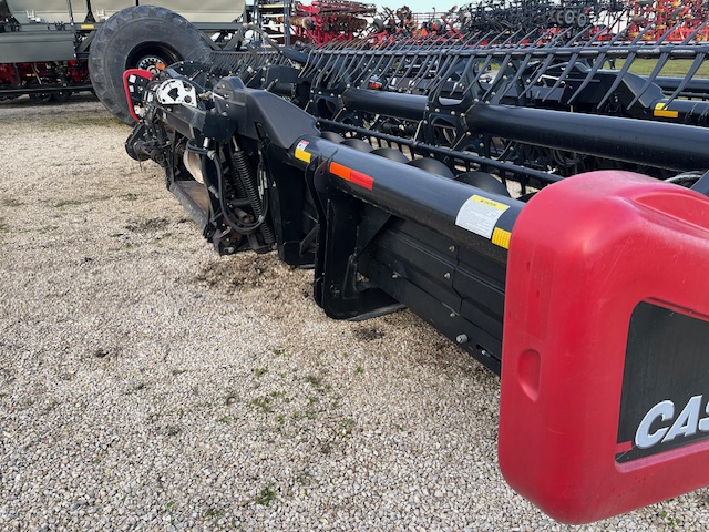 2011 Case IH 2162 Header Combine