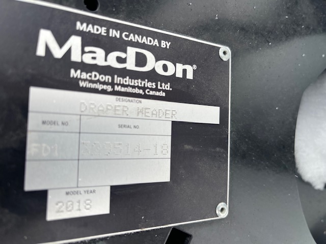 2018 MacDon FD140 Header Combine