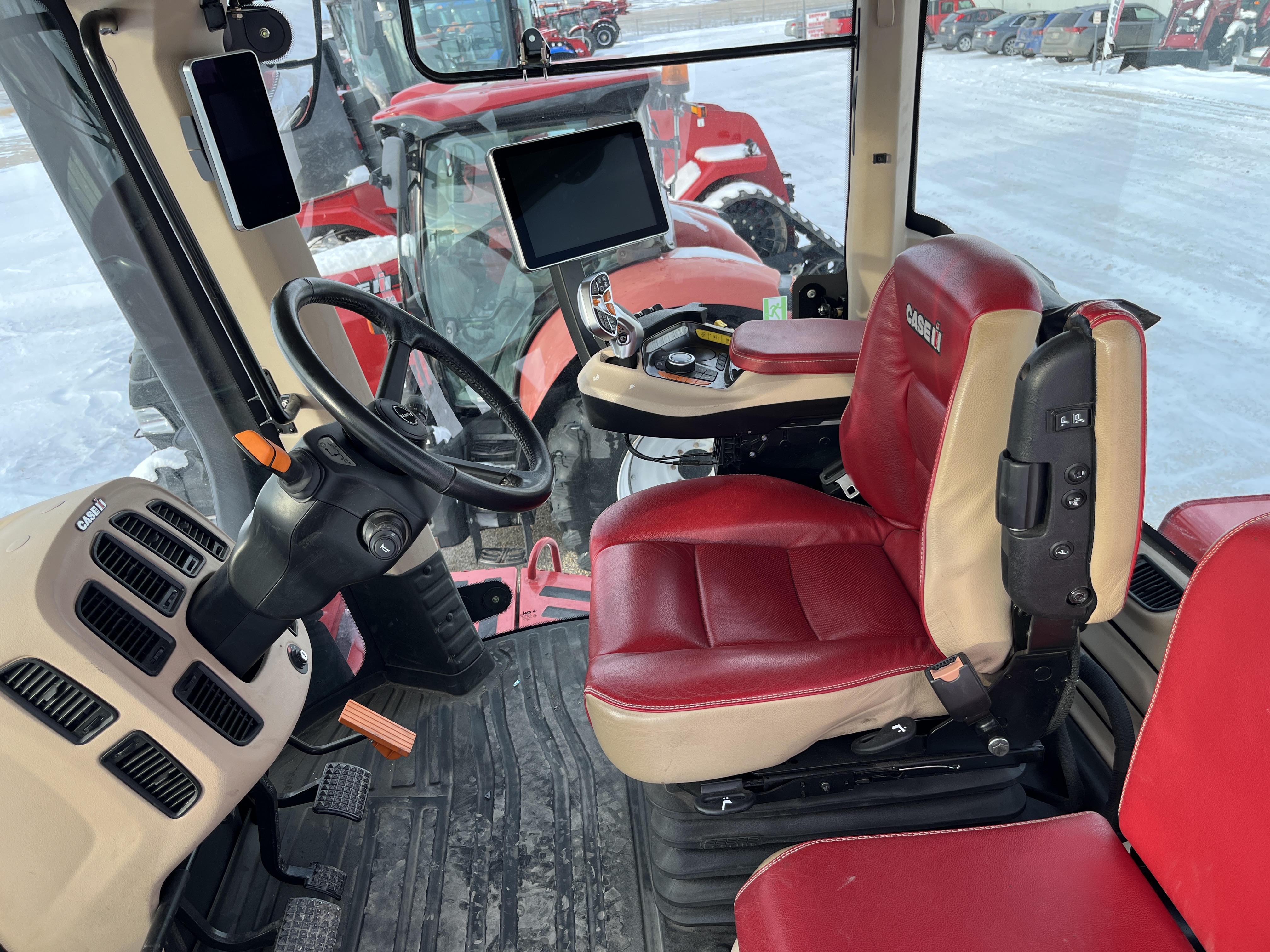 2023 Case IH Steiger 620 Quadtrac Tractor