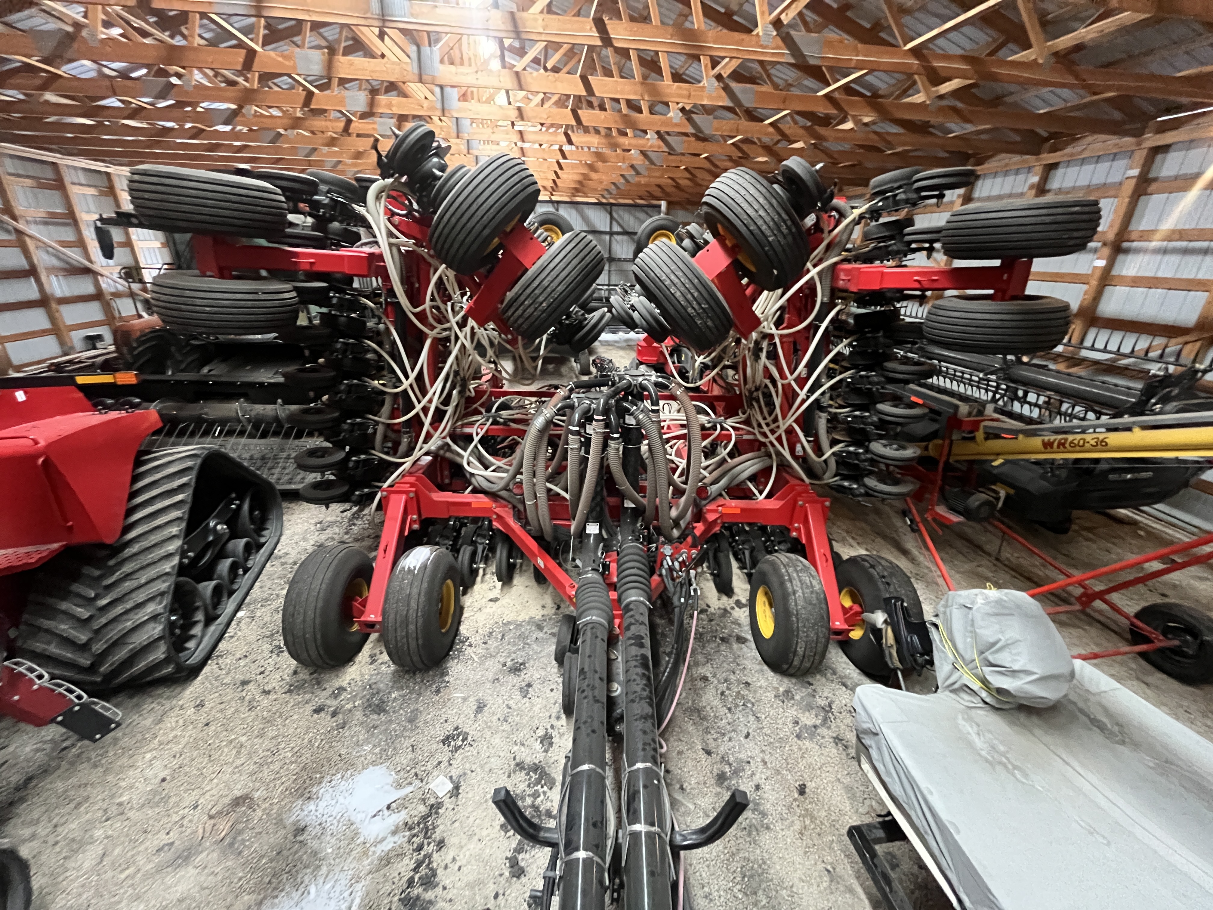 2021 Bourgault 3720/8450 Air Seeder
