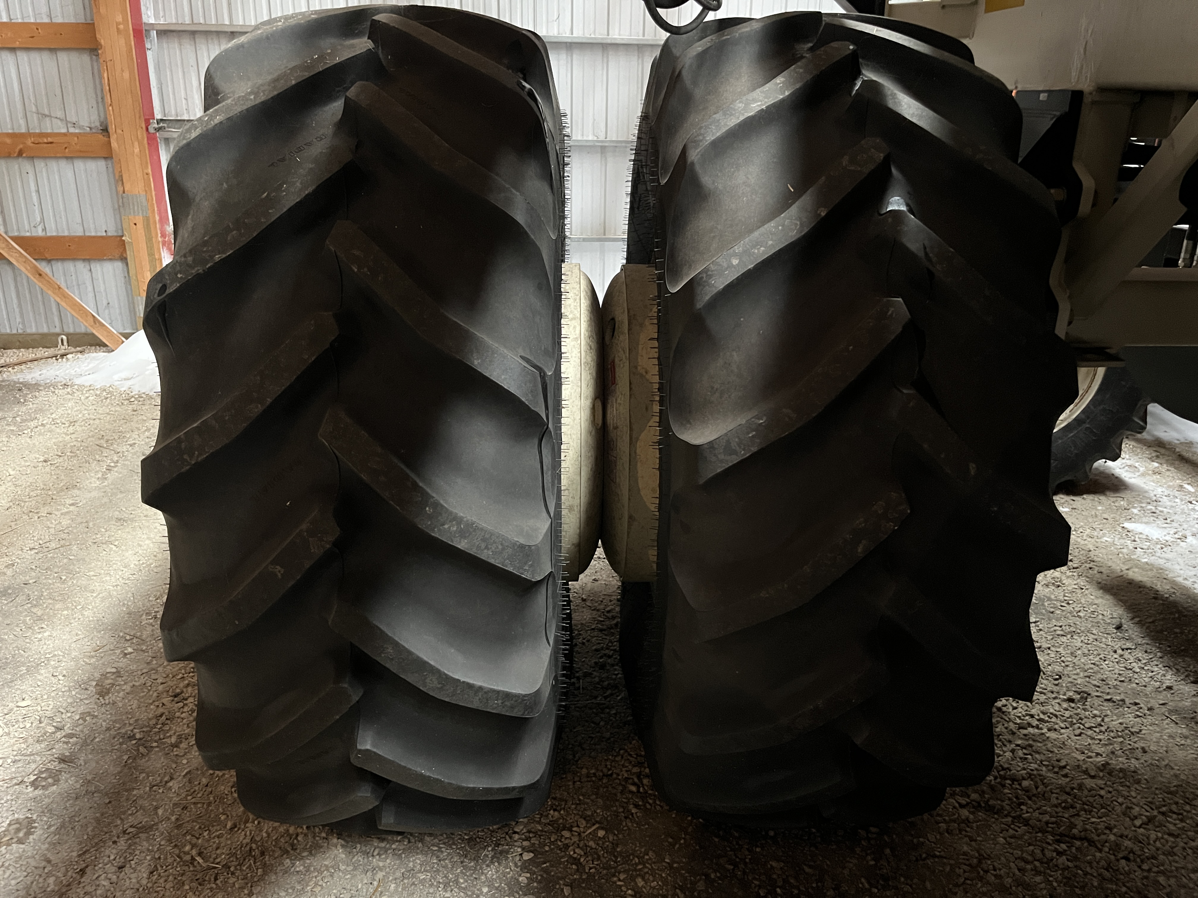 2021 Bourgault 3720/8450 Air Seeder