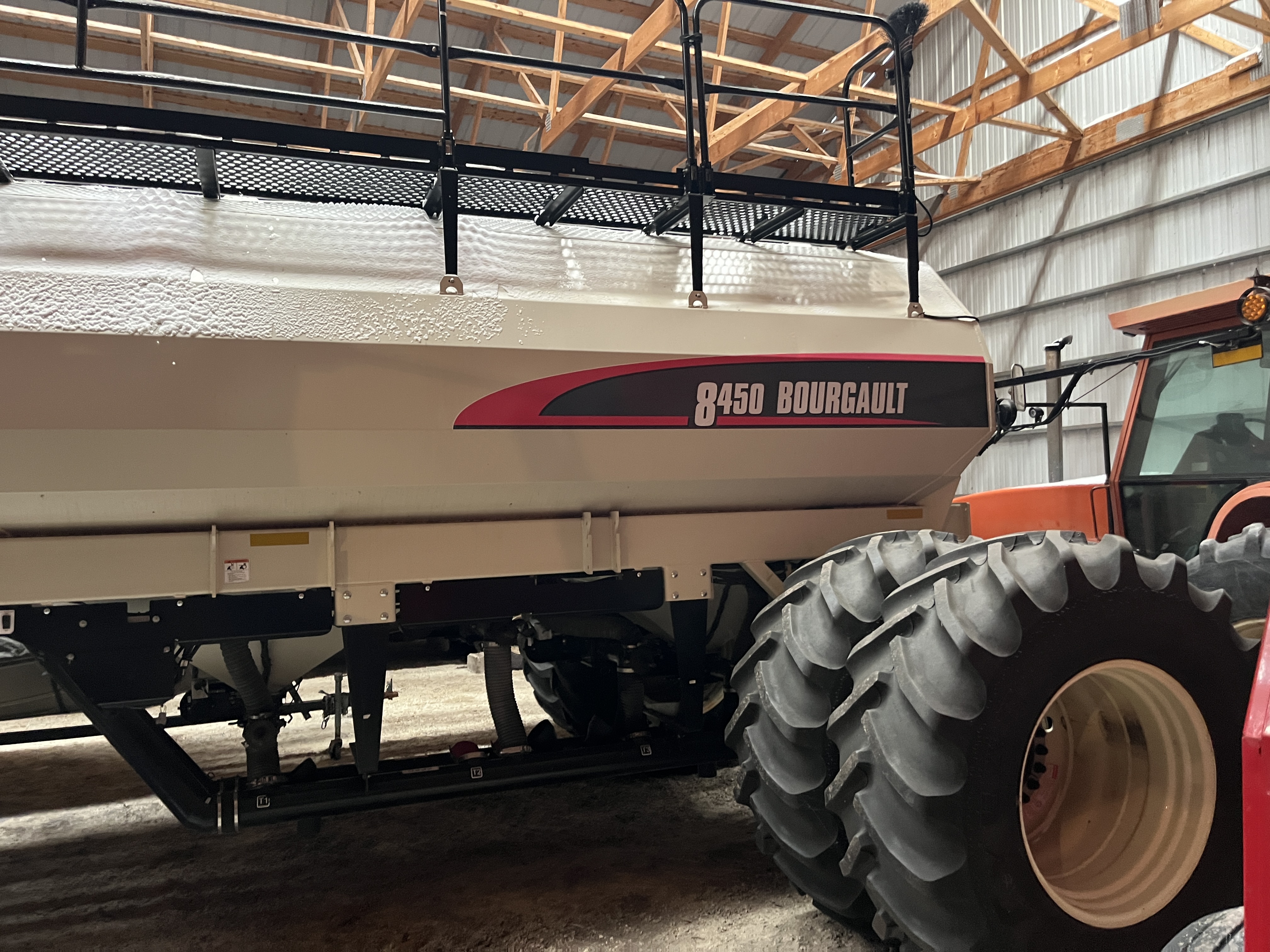 2021 Bourgault 3720/8450 Air Seeder