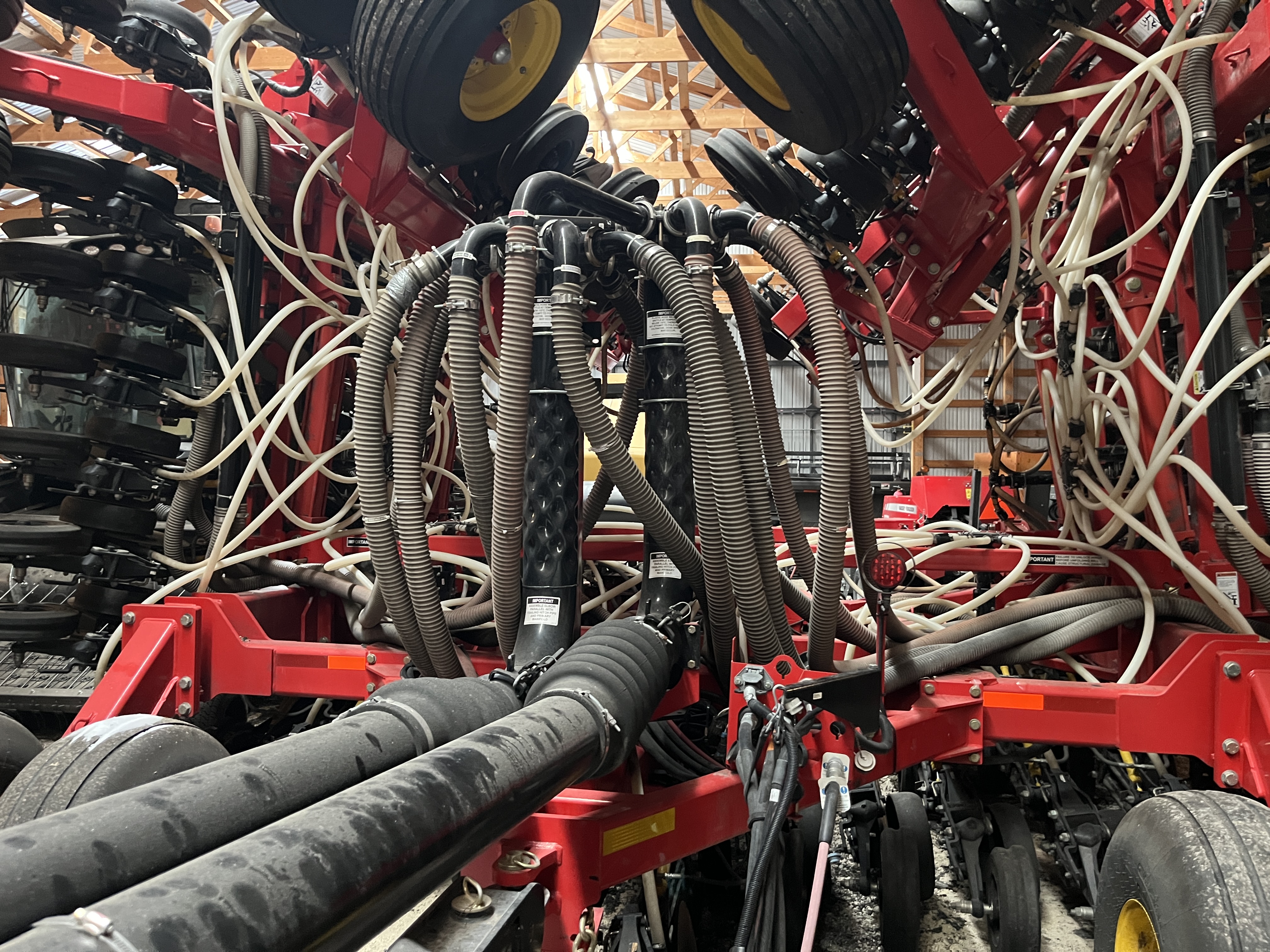 2021 Bourgault 3720/8450 Air Seeder