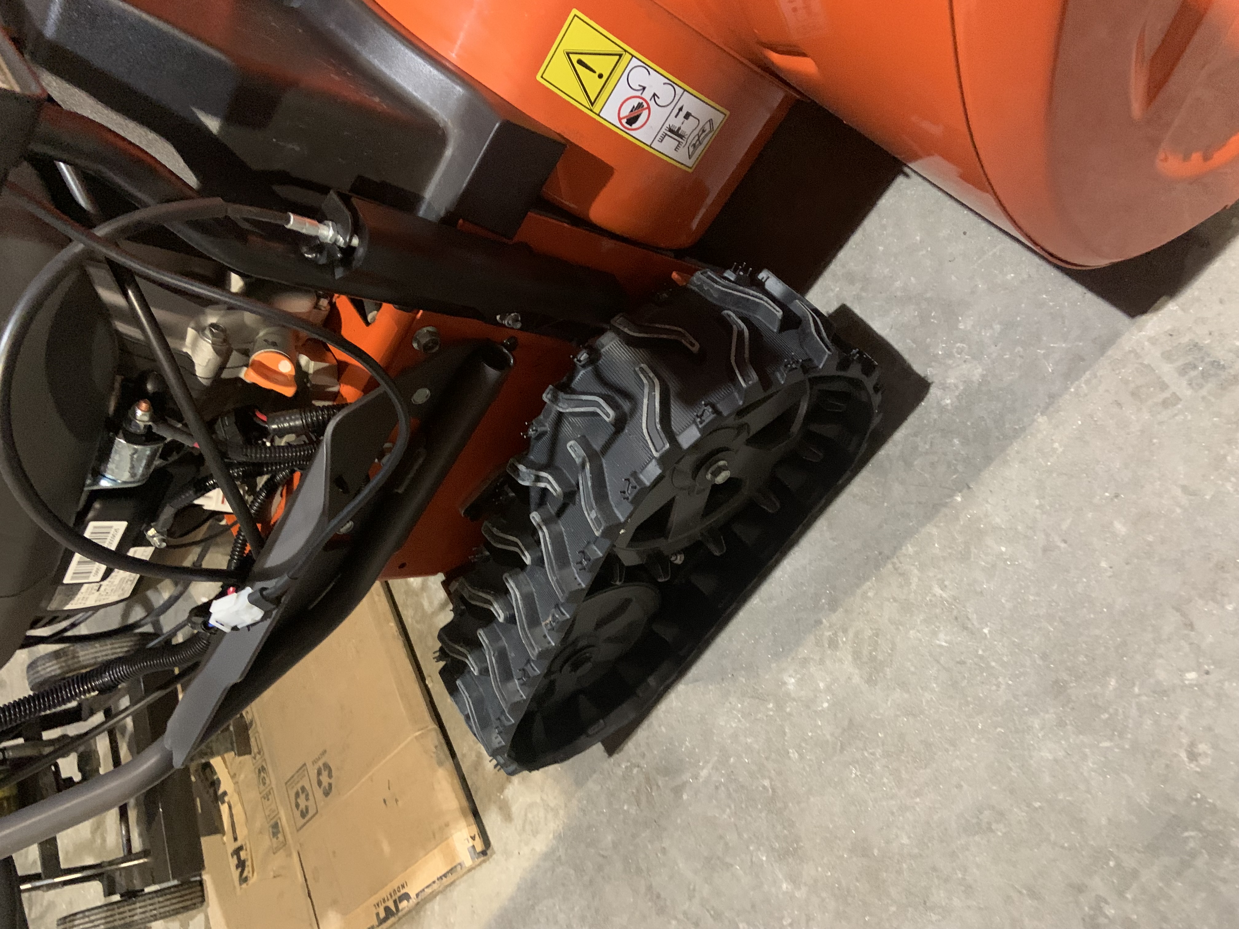 2022 Husqvarna ST430T Snow Blower