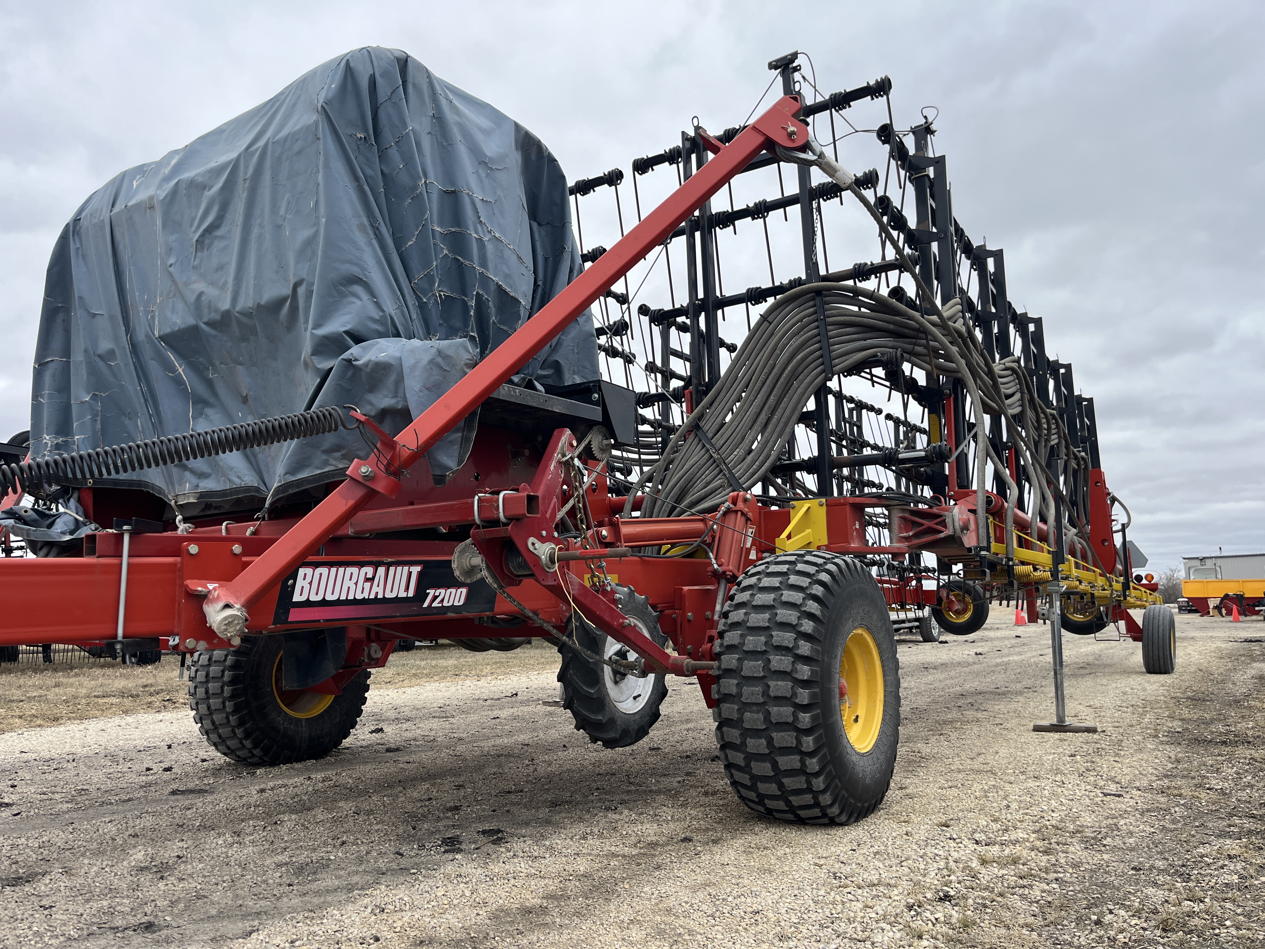 2014 Bourgault 7200 Harrow Heavy