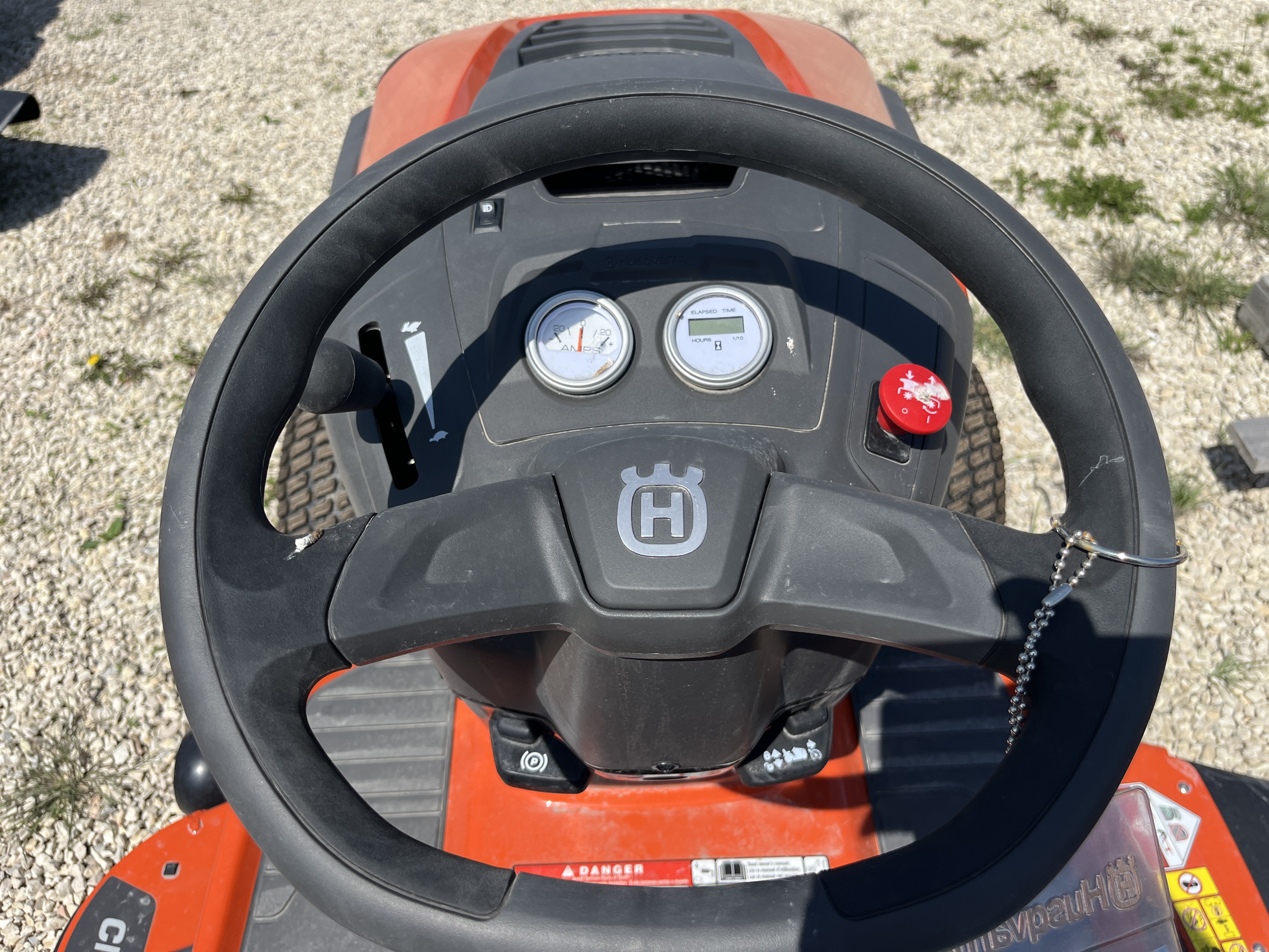 2024 Husqvarna TS248XD Mower/Riding