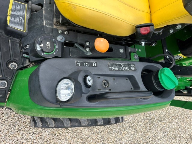 2021 John Deere 1025R Tractor