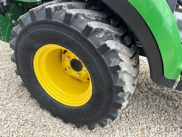 2021 John Deere 1025R Tractor