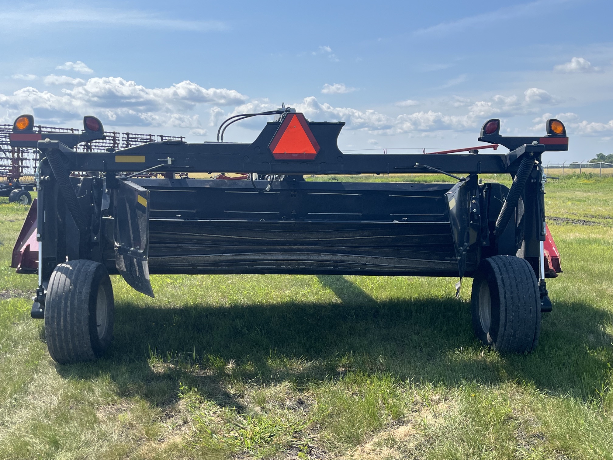 2017 MacDon R116PT Mower Conditioner/Disc