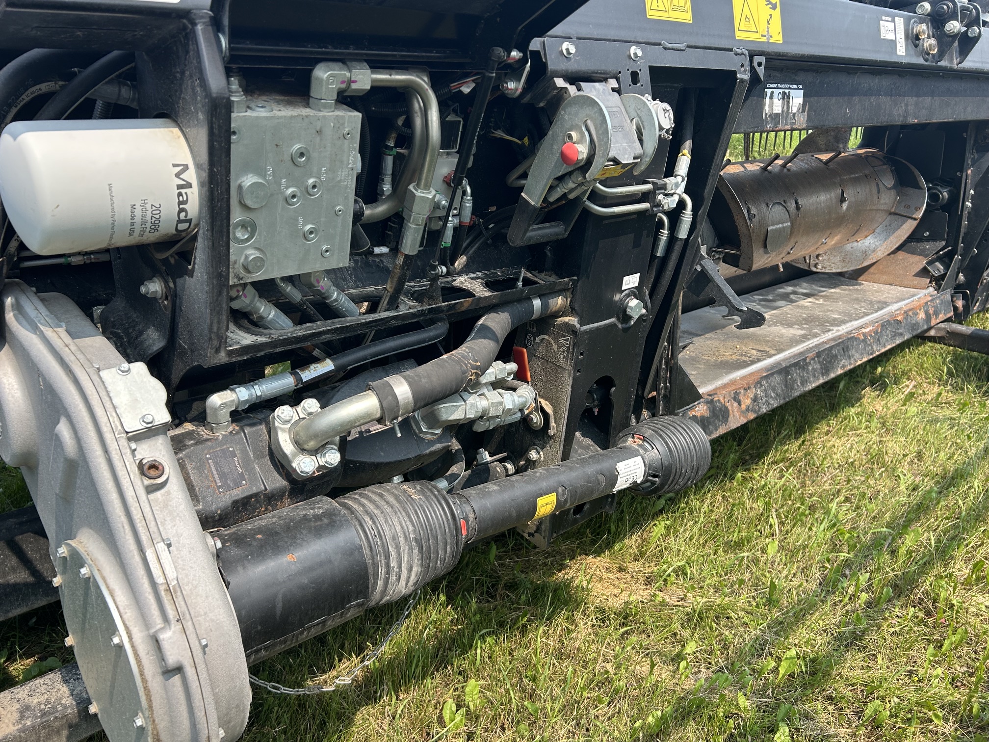 2020 MacDon FD140 Header Combine