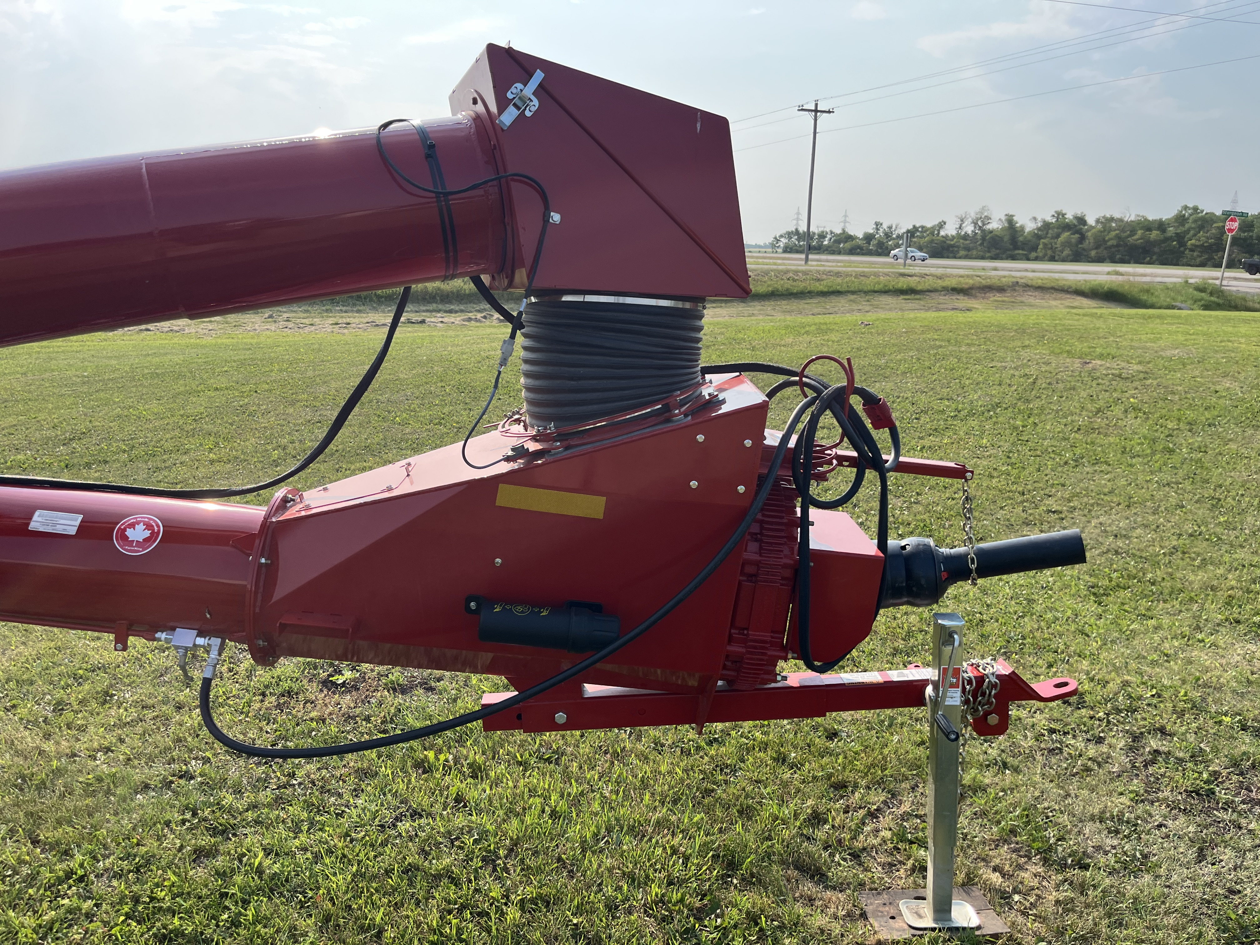 2025 Farm King Y1395TMMR1 Grain Auger