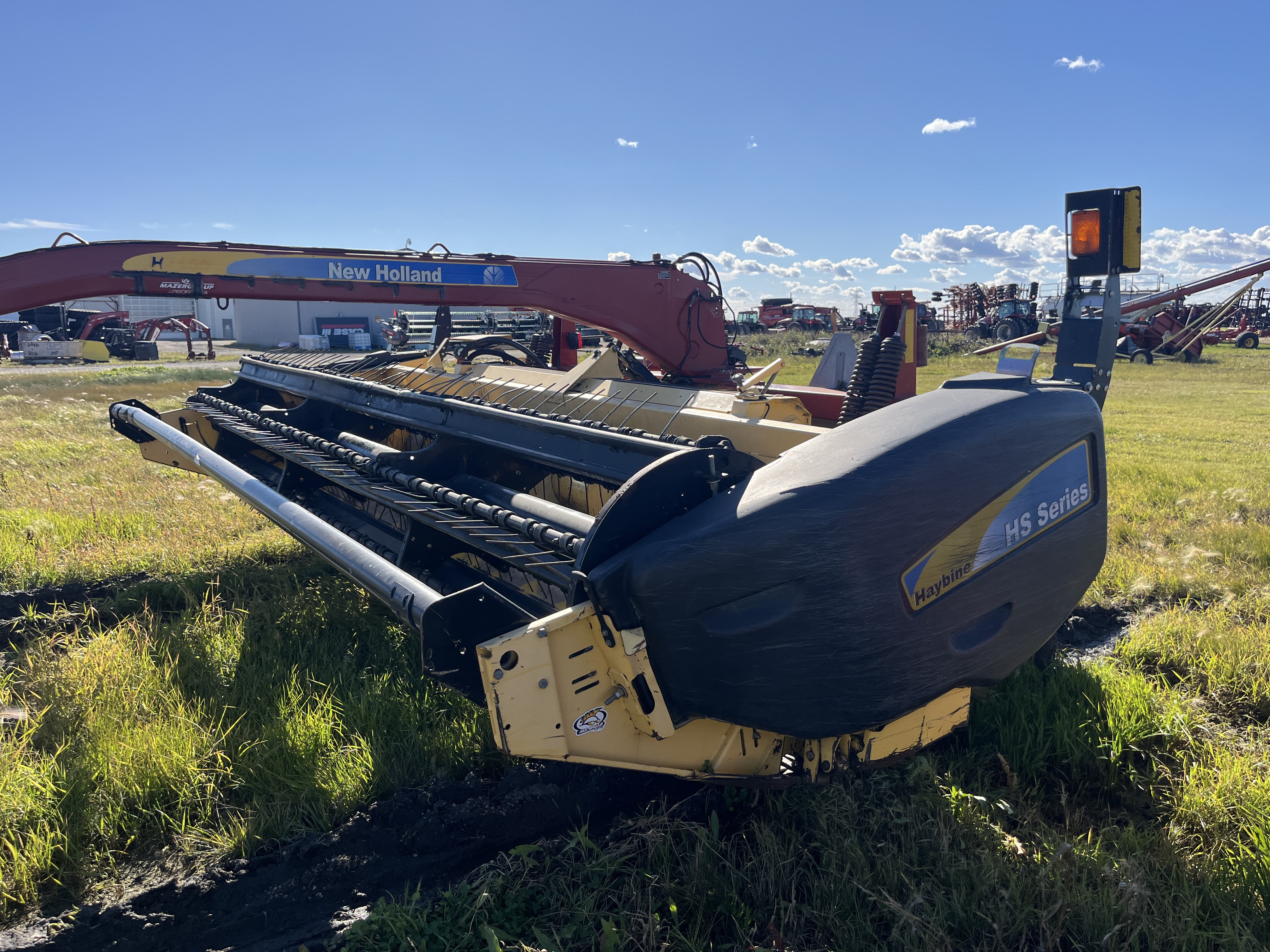 2009 New Holland H7150 Mower Conditioner