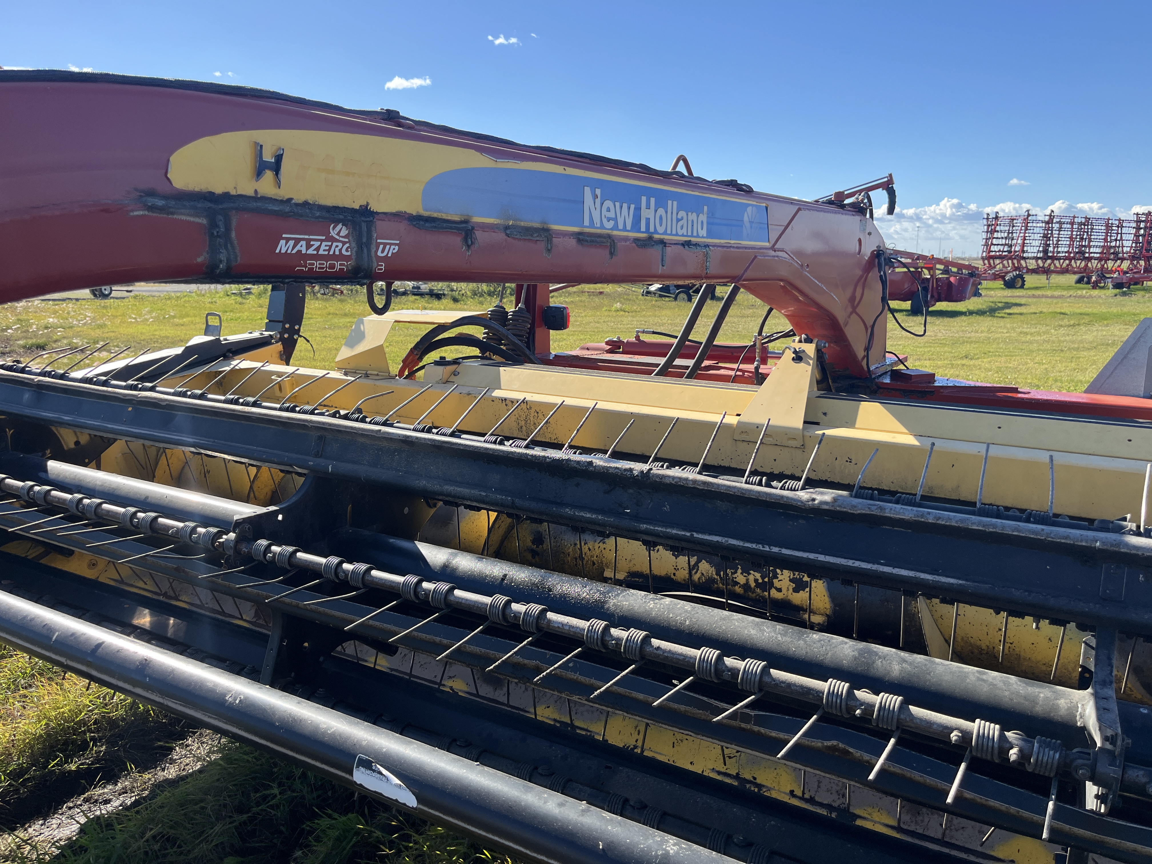 2009 New Holland H7150 Mower Conditioner