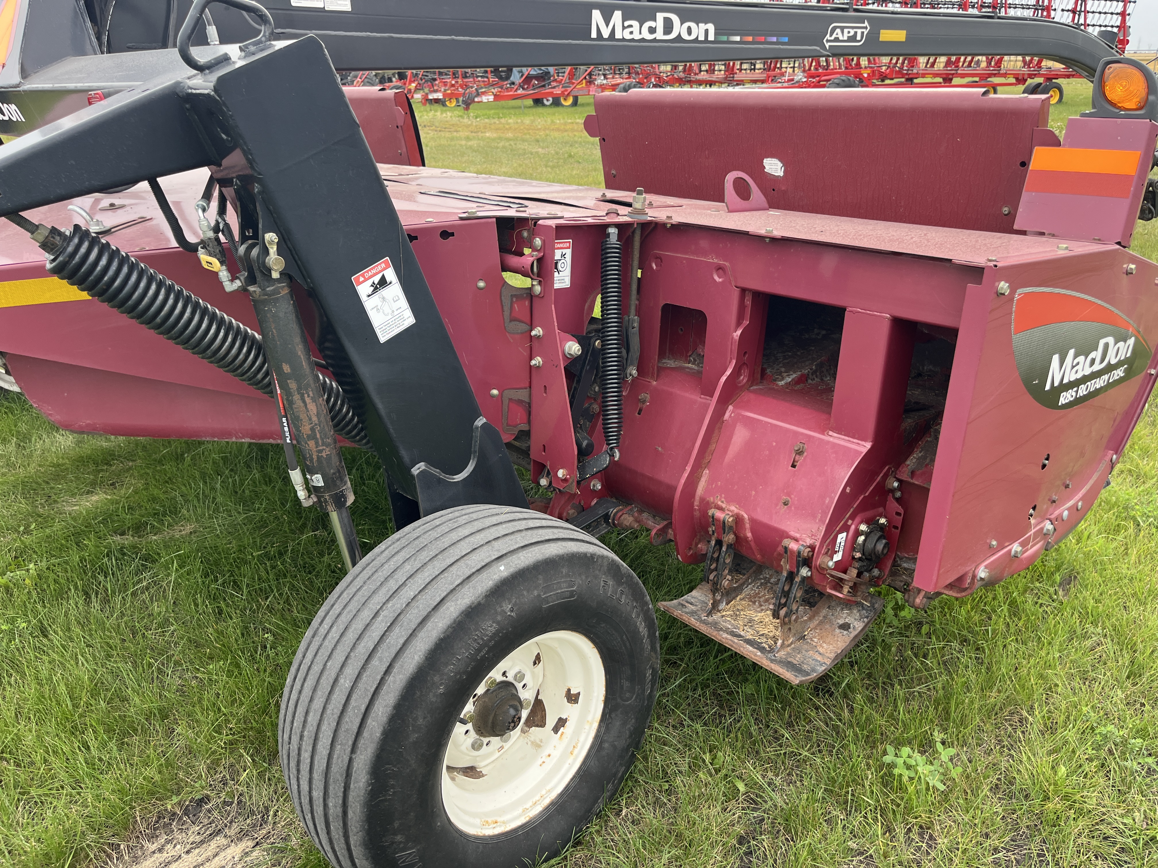 2012 MacDon R85 Mower Conditioner