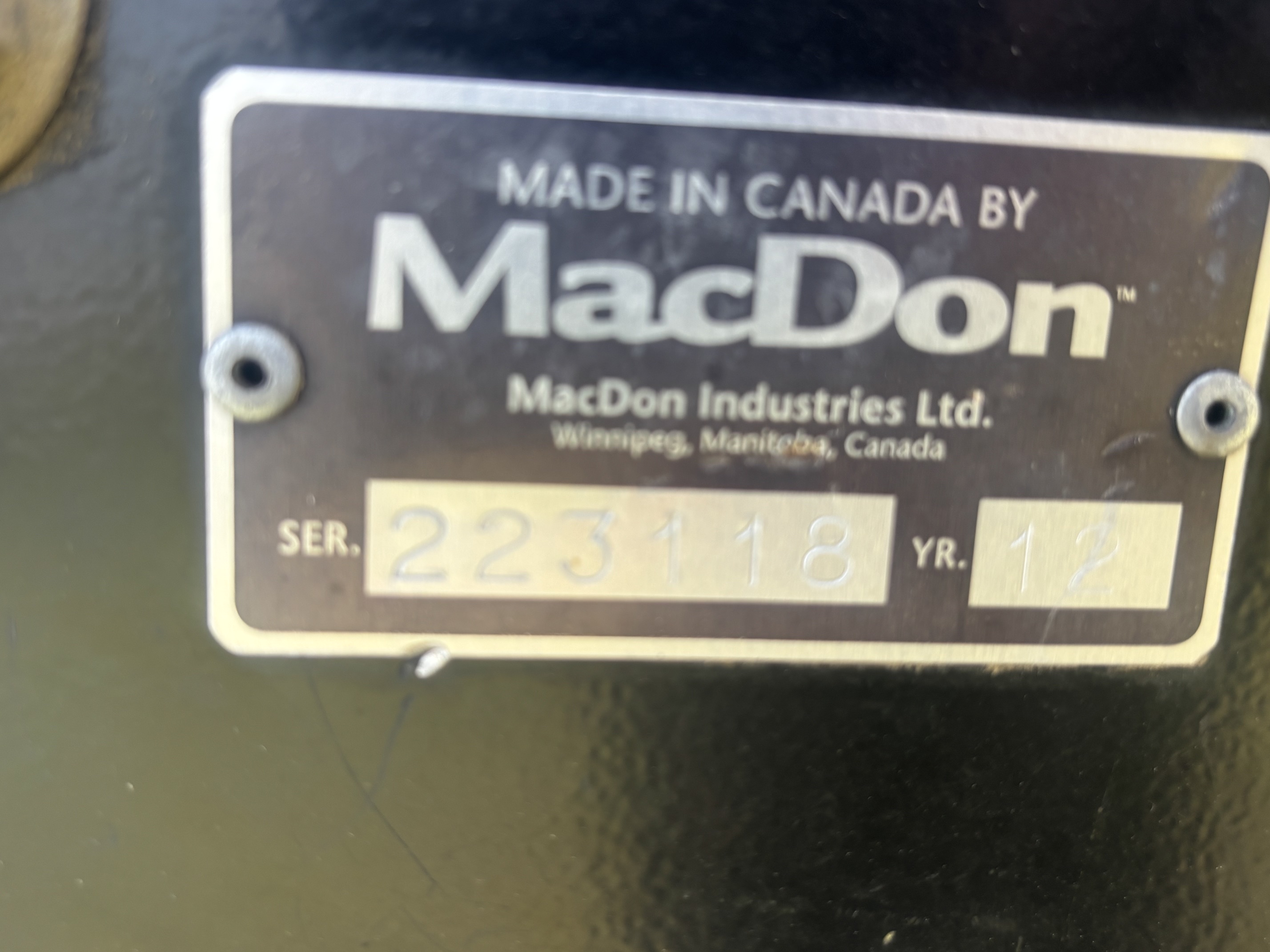2012 MacDon R85 Mower Conditioner