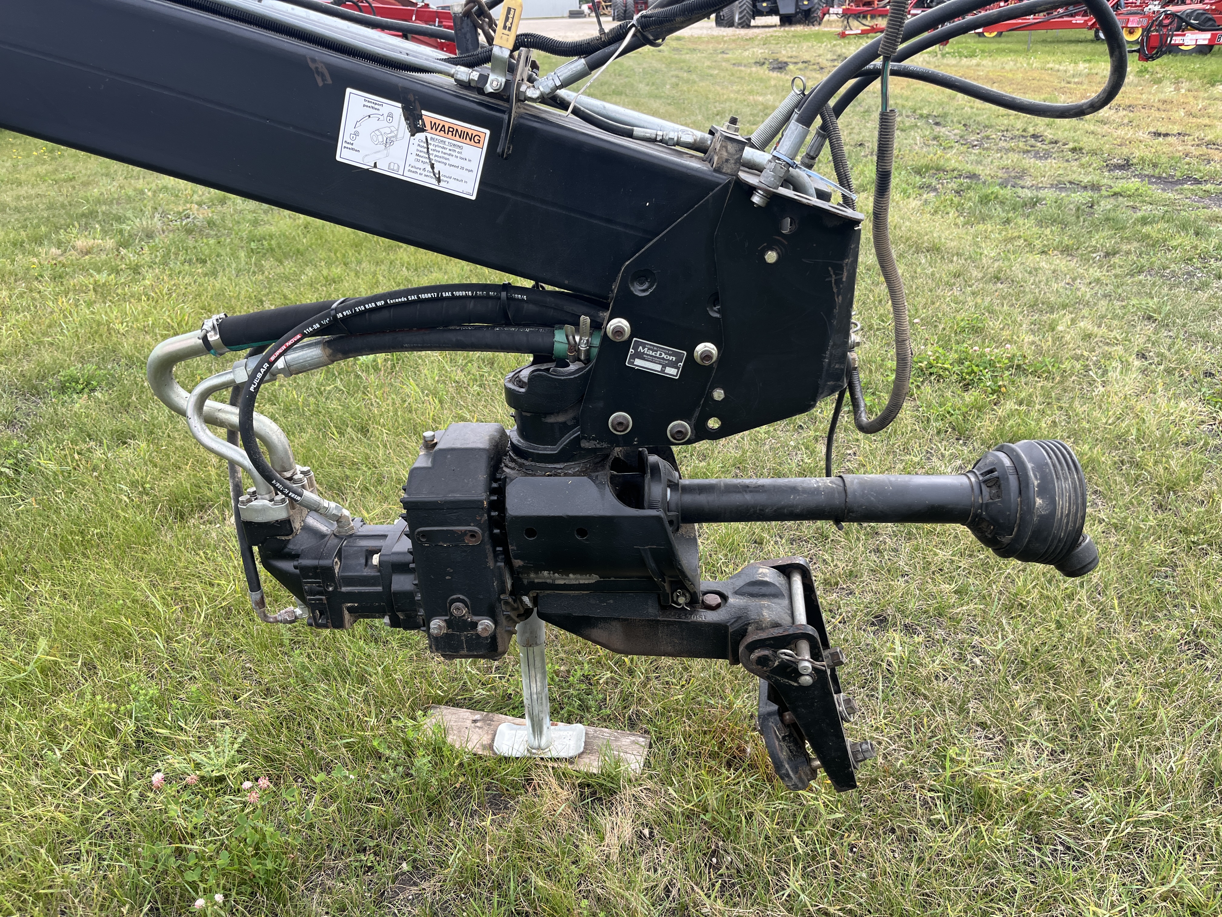 2012 MacDon R85 Mower Conditioner