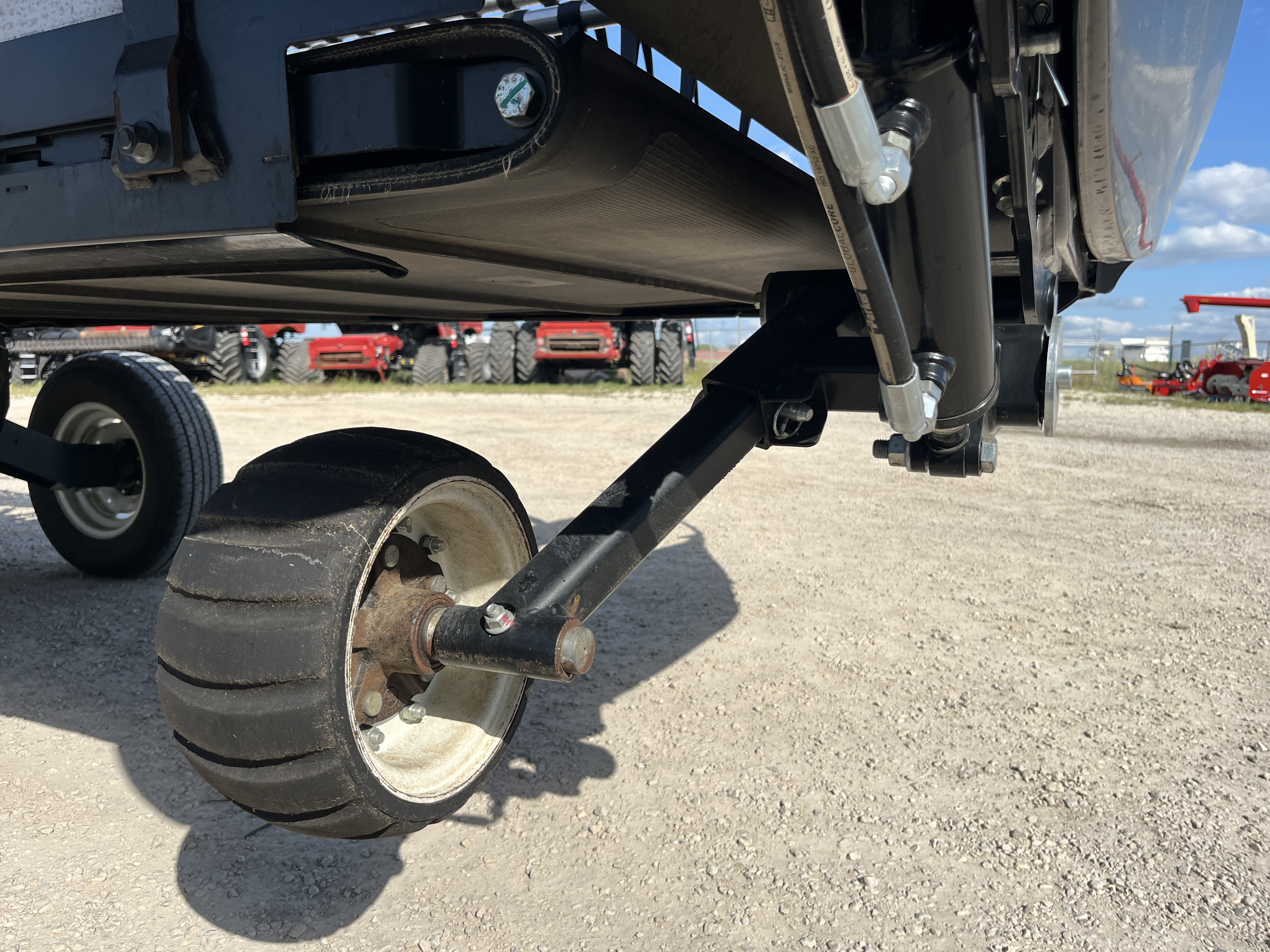 2022 MacDon FD240 Header Combine