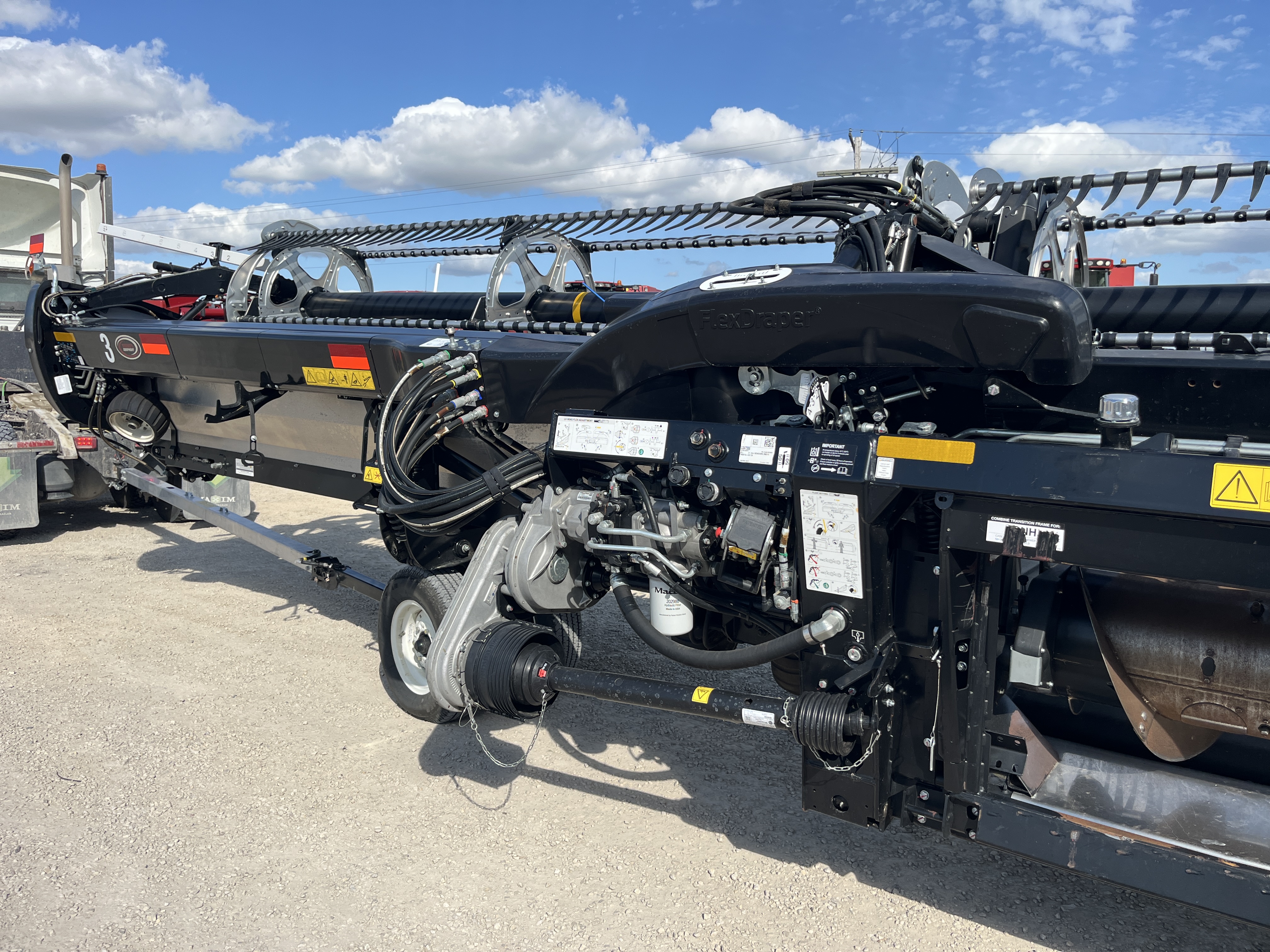 2022 MacDon FD240 Header Combine