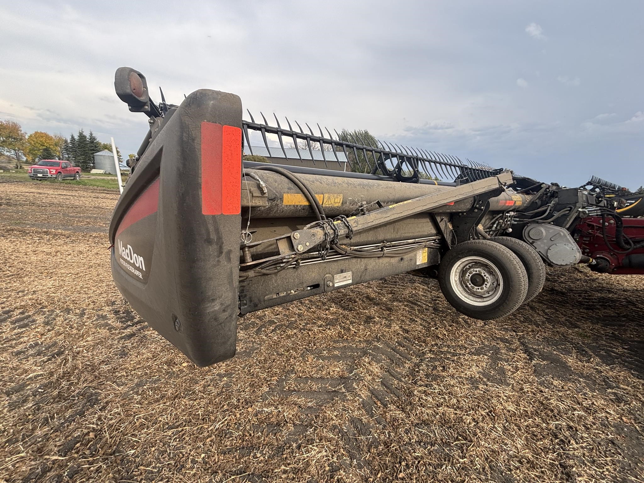 2016 MacDon FD75-40 Header Combine